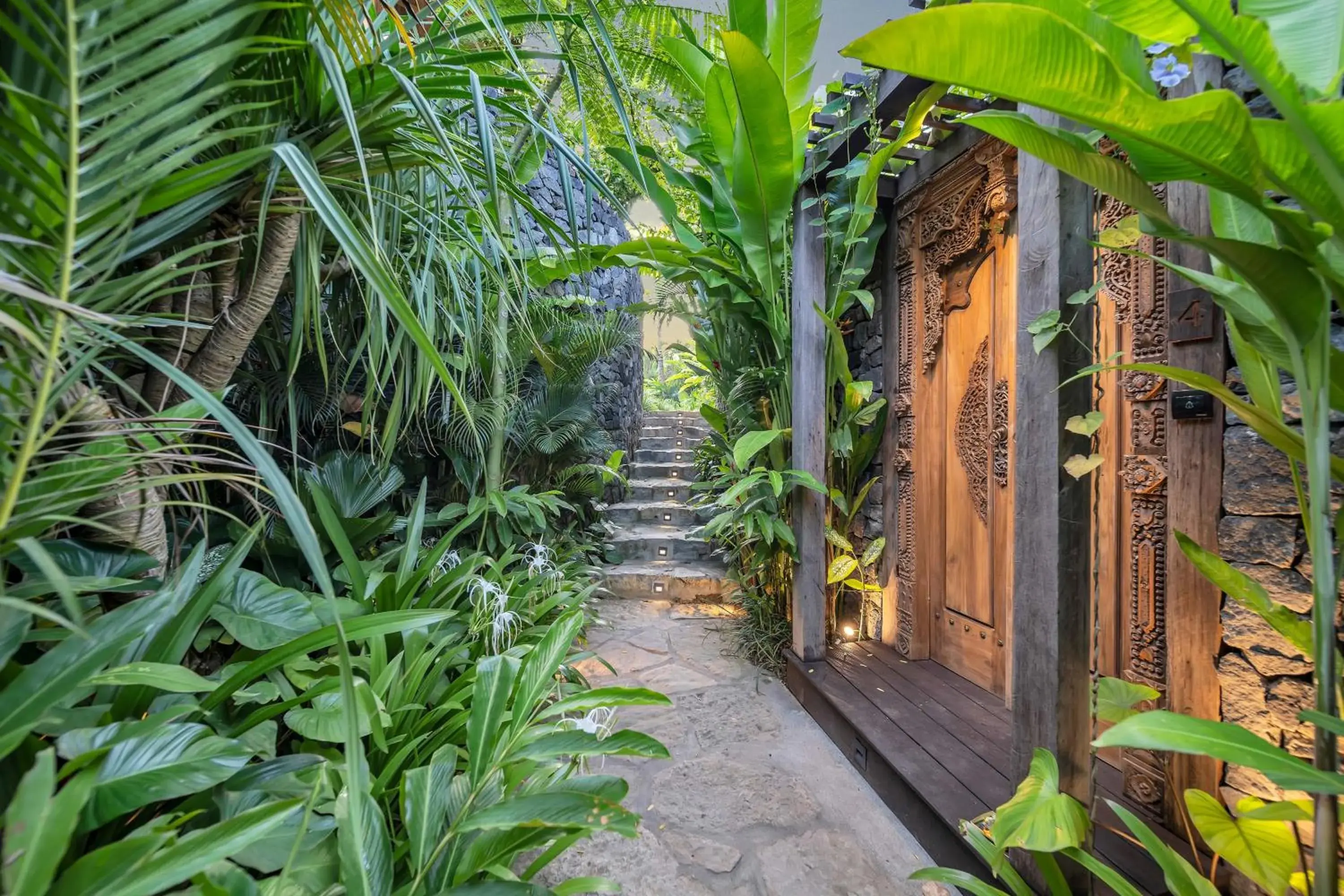 Property building in Desa Hay Canggu Property building in Desa Hay Canggu