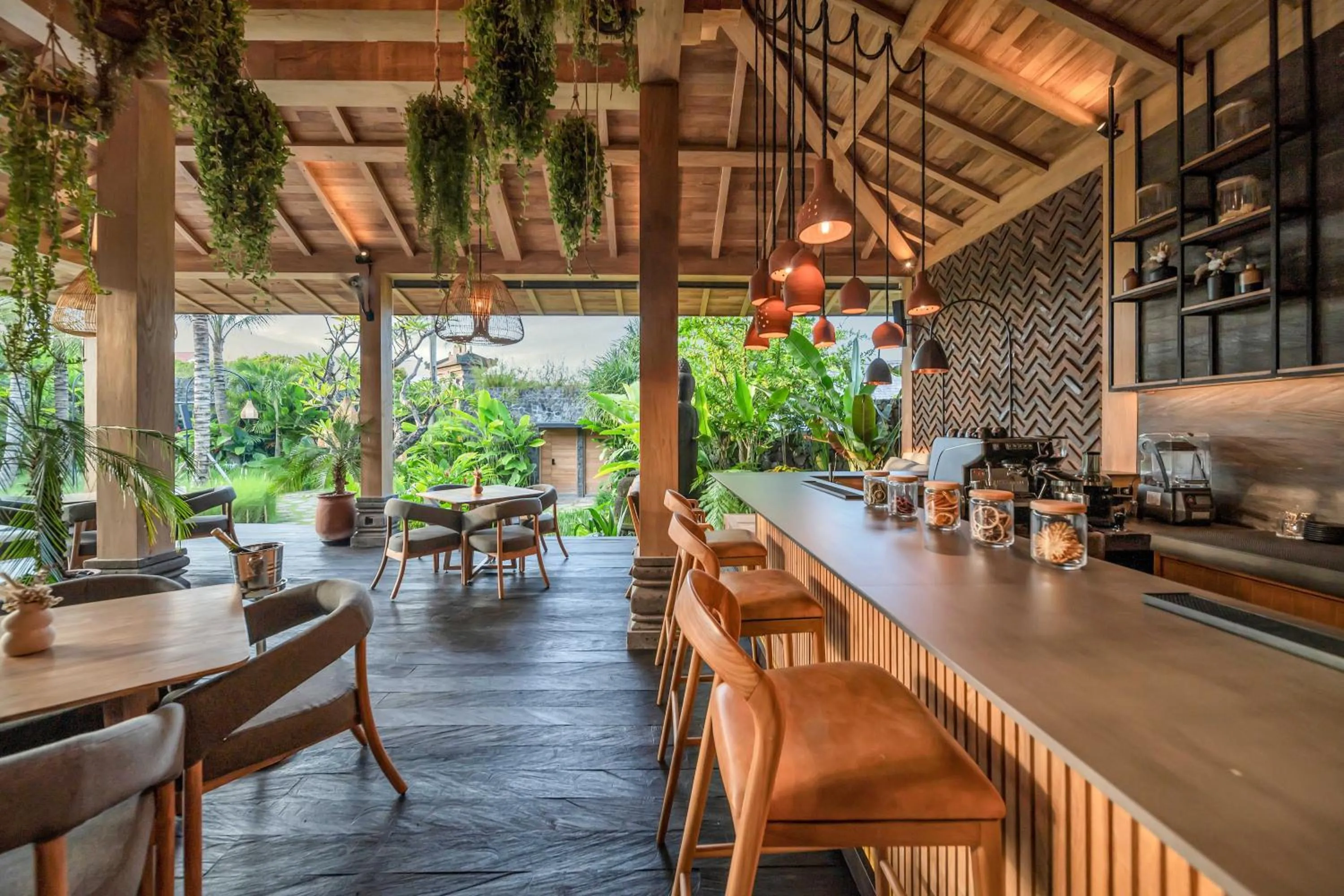 Restaurant/places to eat in Desa Hay Canggu