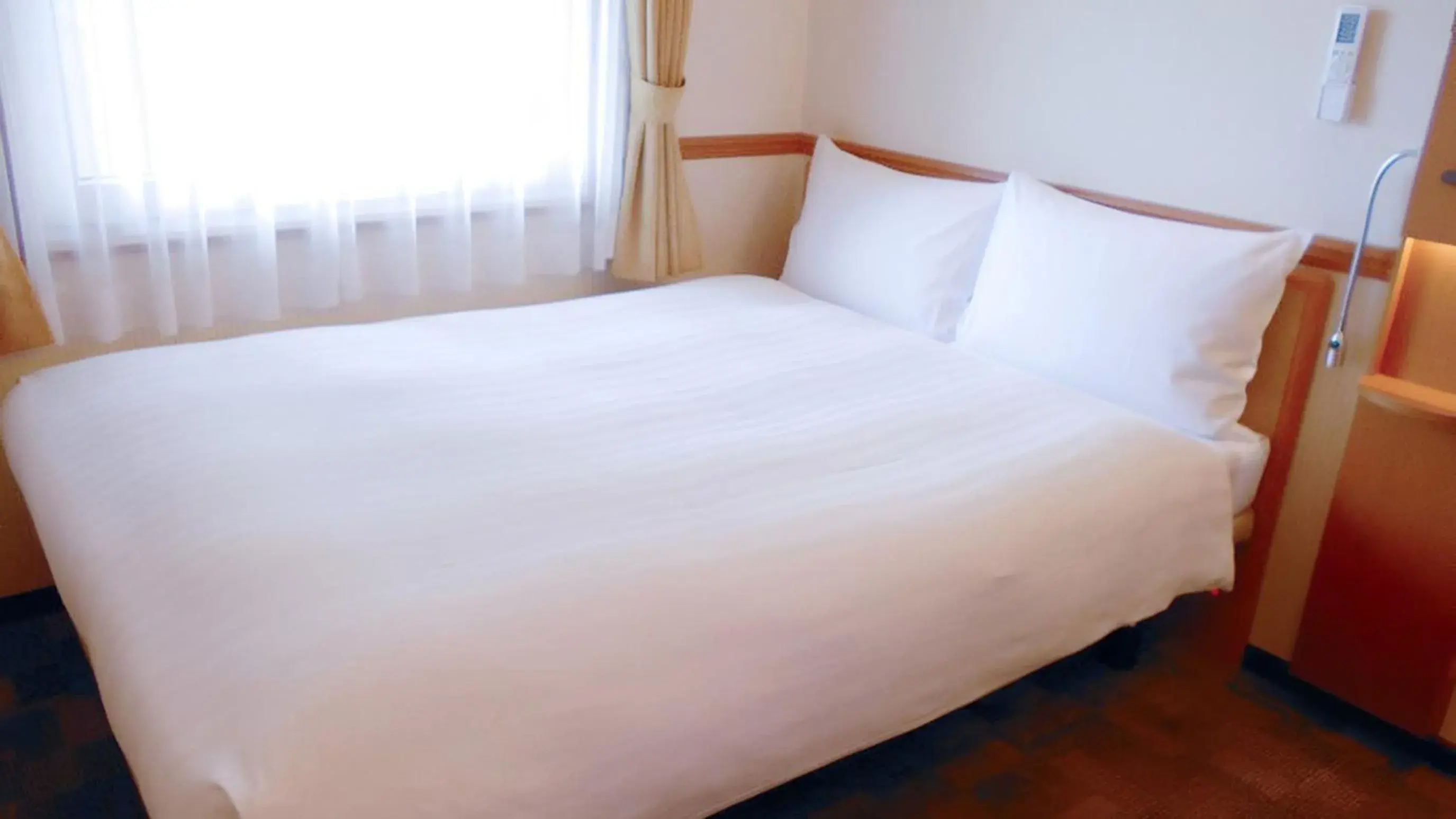 Bedroom, Bed in Toyoko Inn Shin-yamaguchi-eki Shinkansen-guchi Bedroom, Bed in Toyoko Inn Shin-yamaguchi-eki Shinkansen-guchi