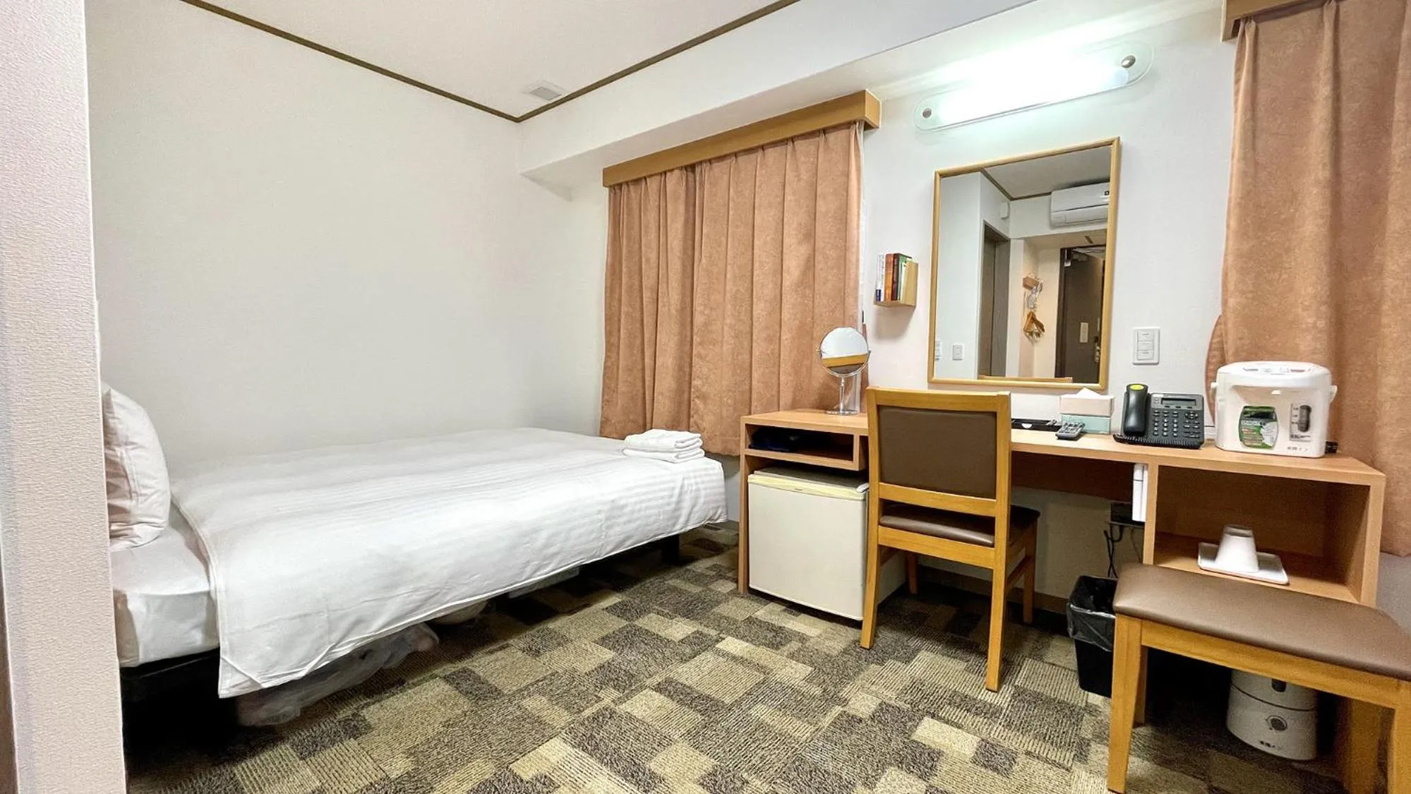 Bedroom, Bed in Toyoko Inn Izumo-shi Ekimae