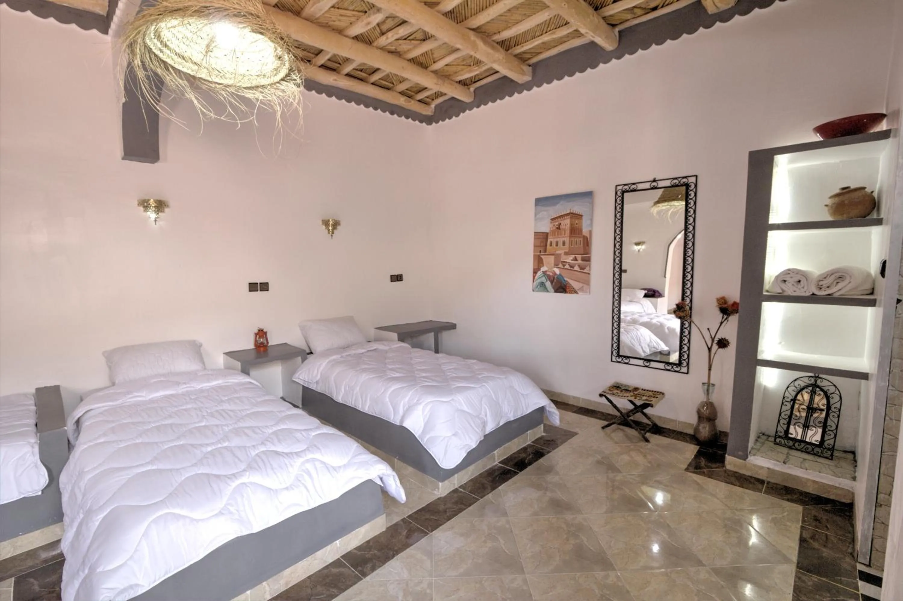 Bedroom, Bed in Miguirne Chez Ali