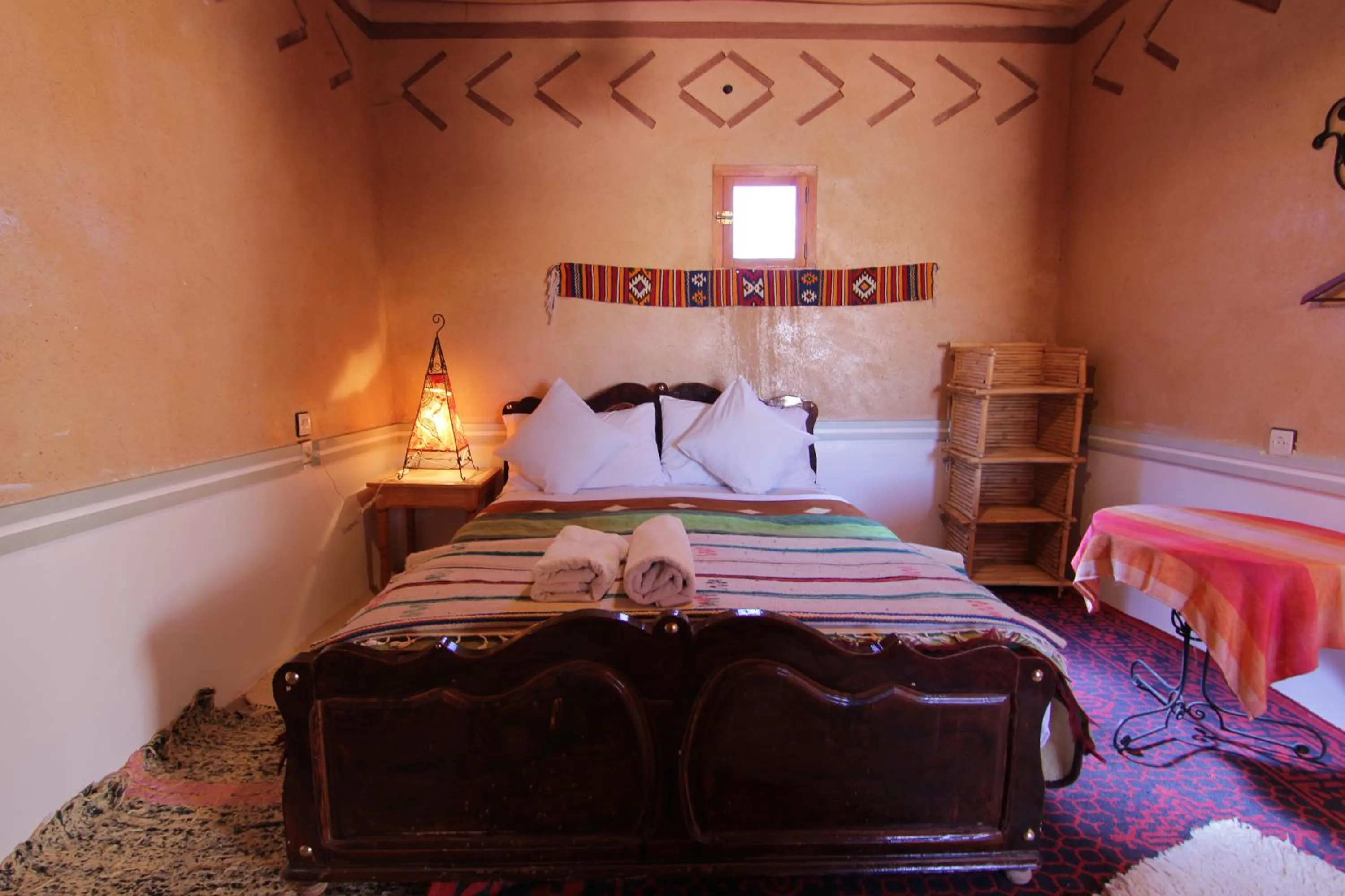 Bedroom, Bed in Miguirne Chez Ali