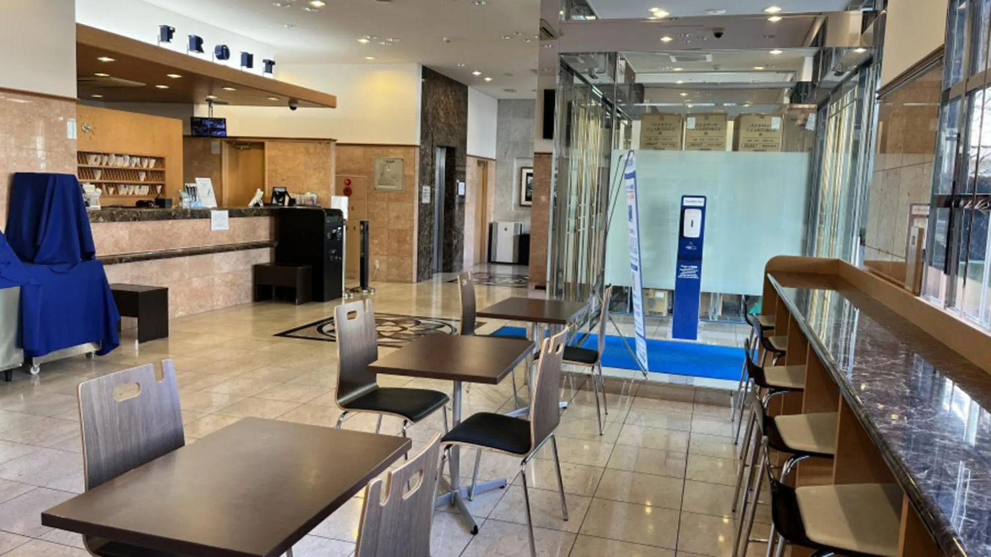 Lobby or reception in Toyoko Inn Ueda Ekimae