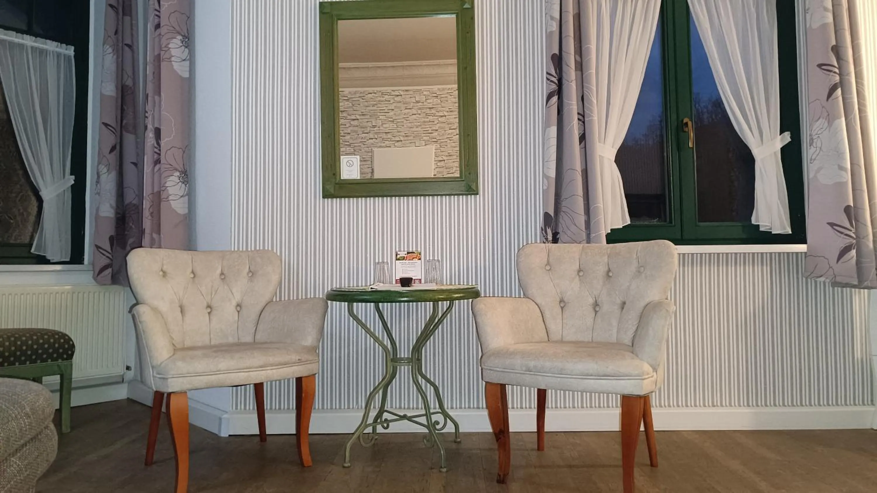 Seating area in Hotel Villa Alice