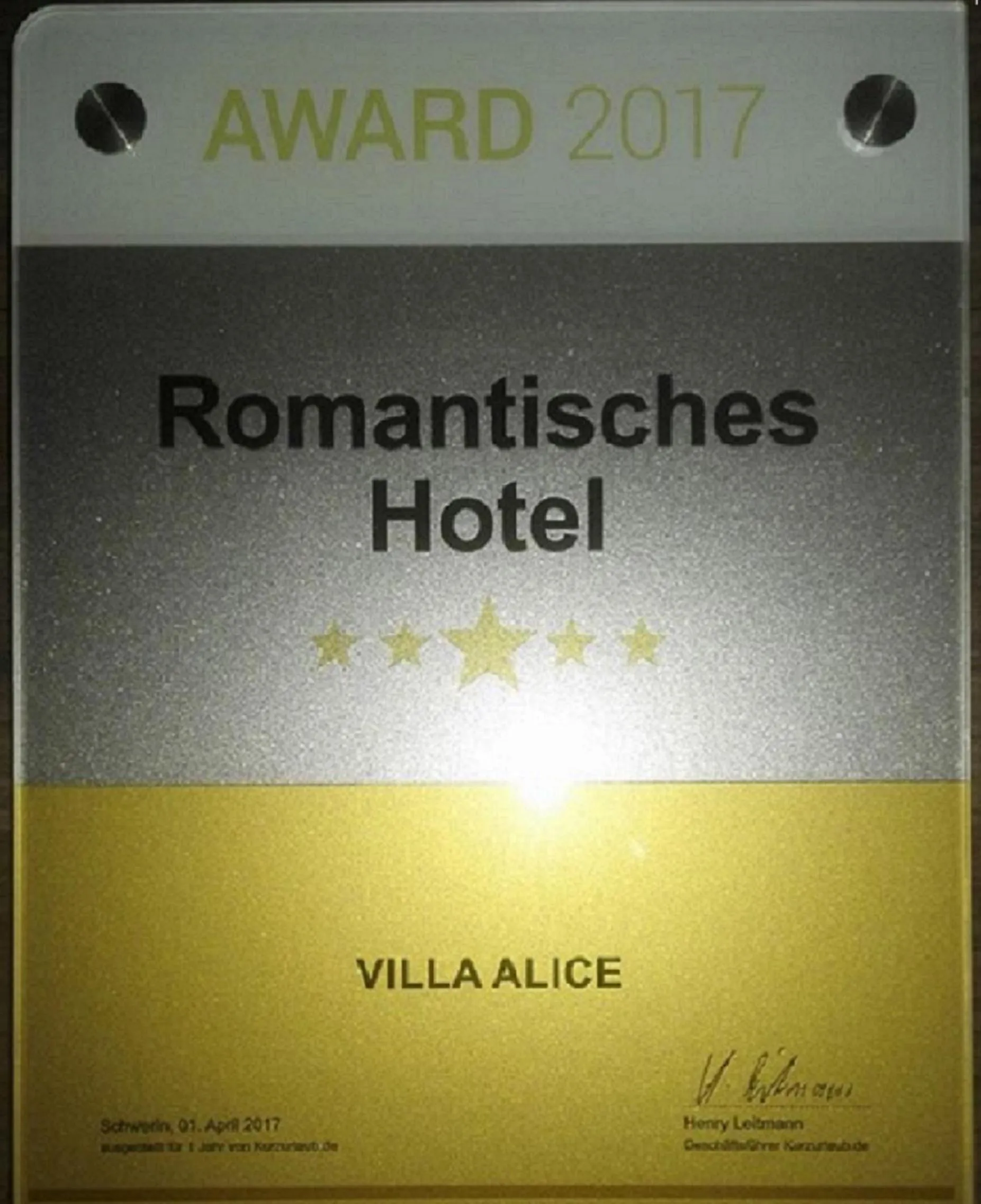 Certificate/Award in Hotel Villa Alice