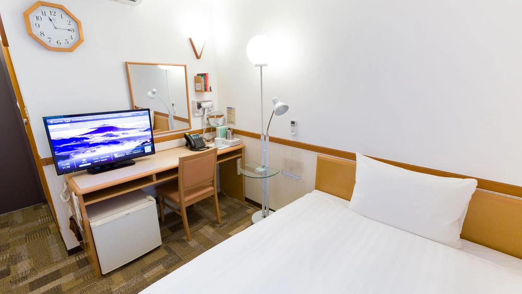 Area and facilities, Bed in Toyoko Inn Fukui Ekimae