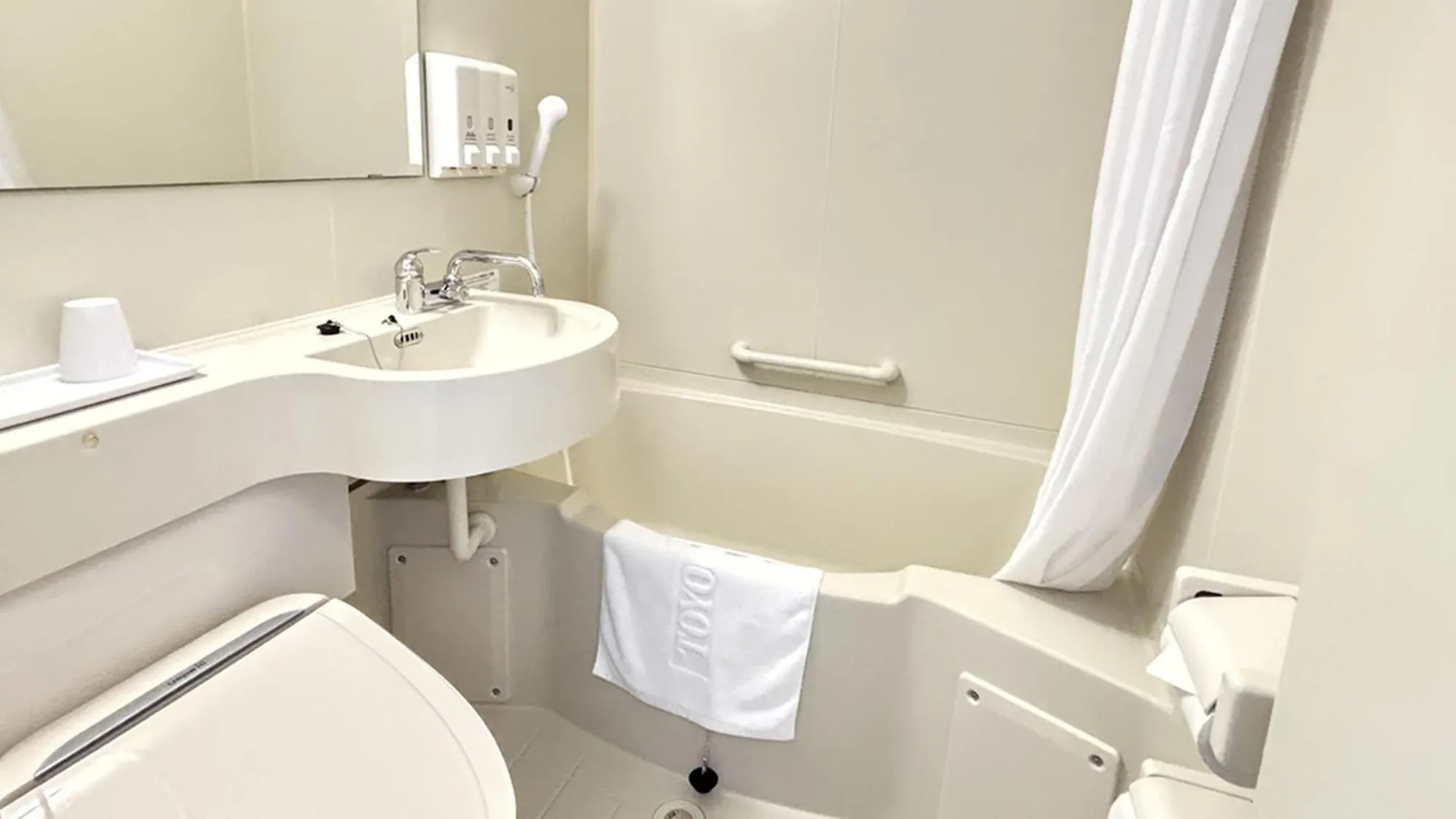 Bathroom in Toyoko Inn Shin-yatsushiro Ekimae