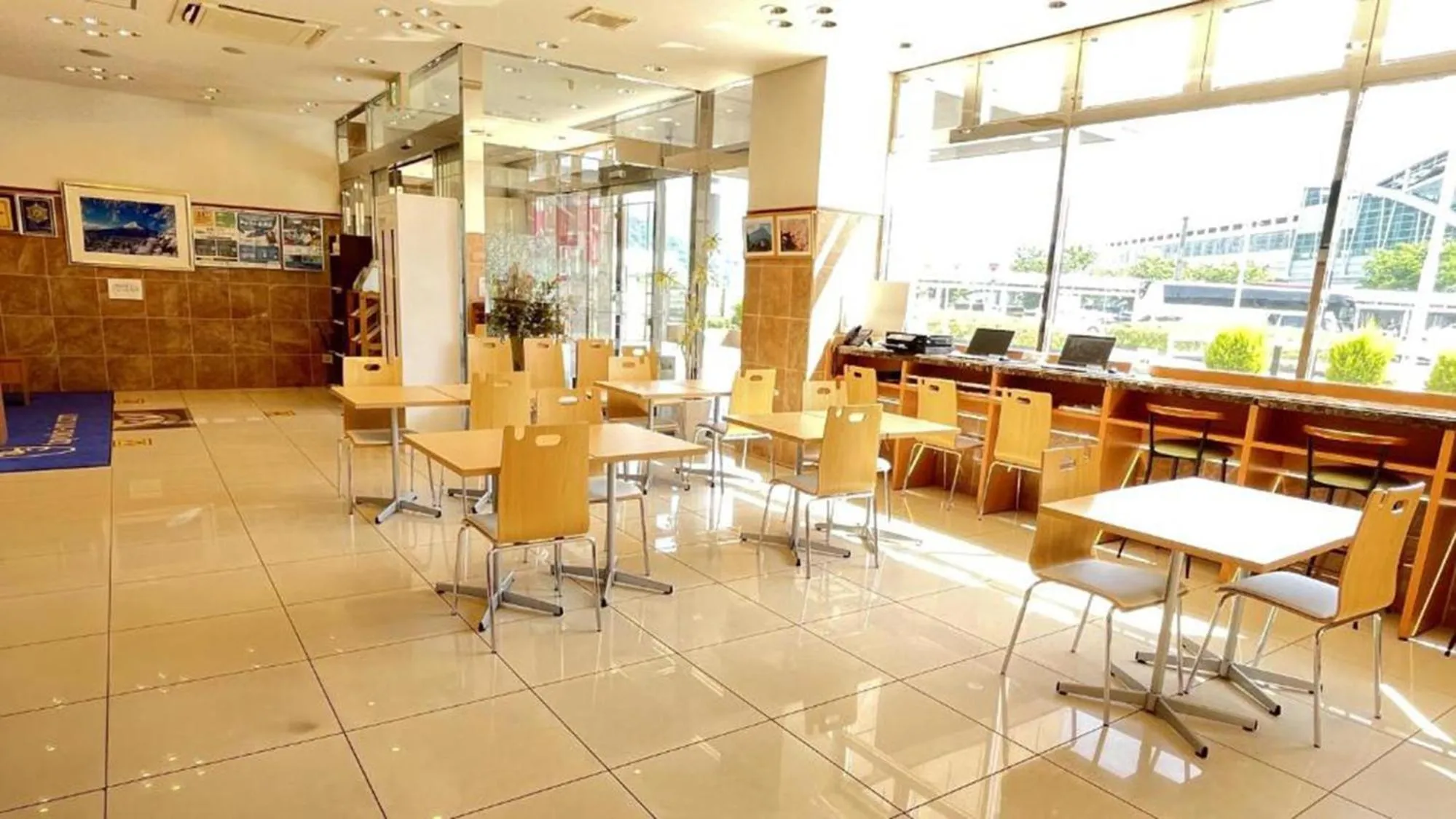 Lobby or reception in Toyoko Inn Shin-yatsushiro Ekimae