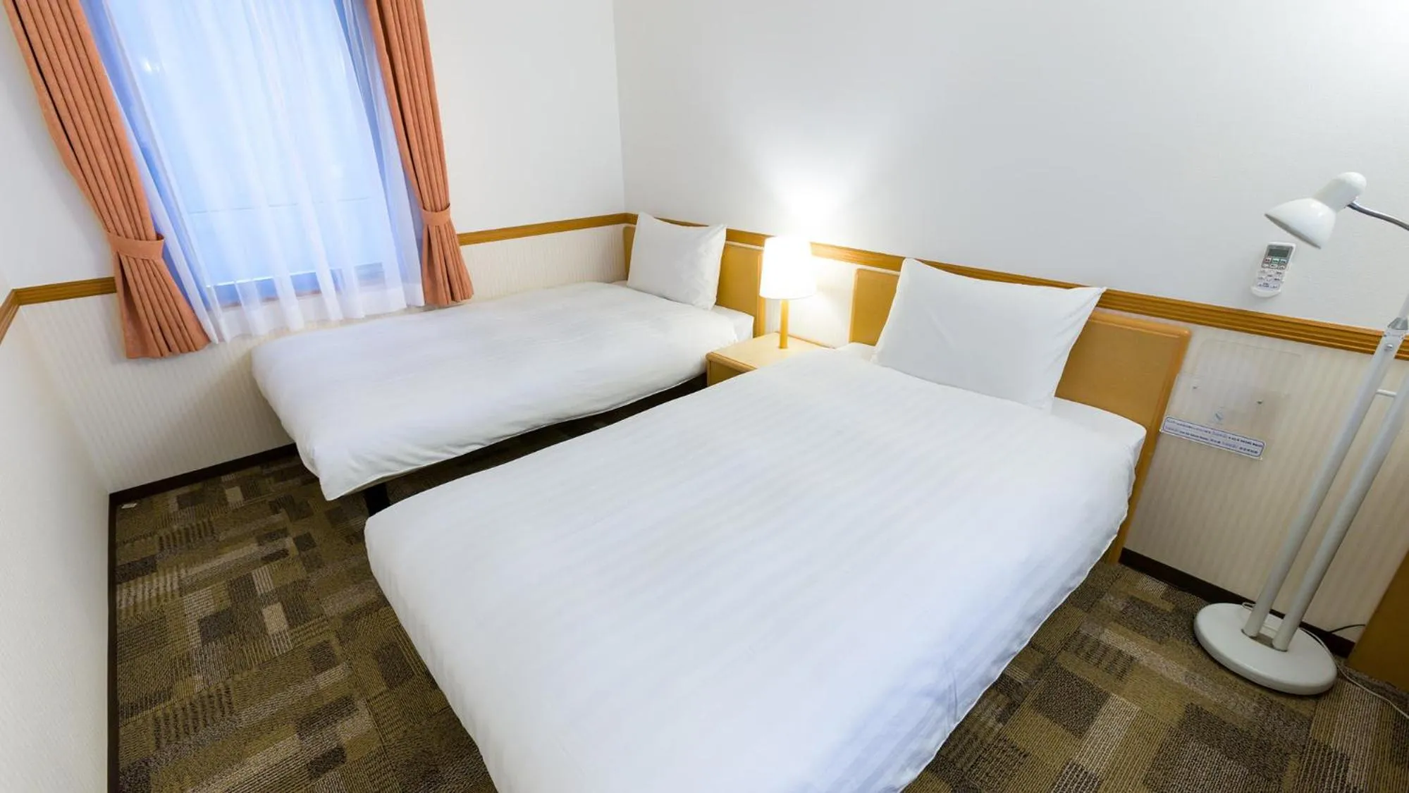 Twin Room - single occupancy - Non-Smoking in Toyoko Inn Shin-yatsushiro Ekimae