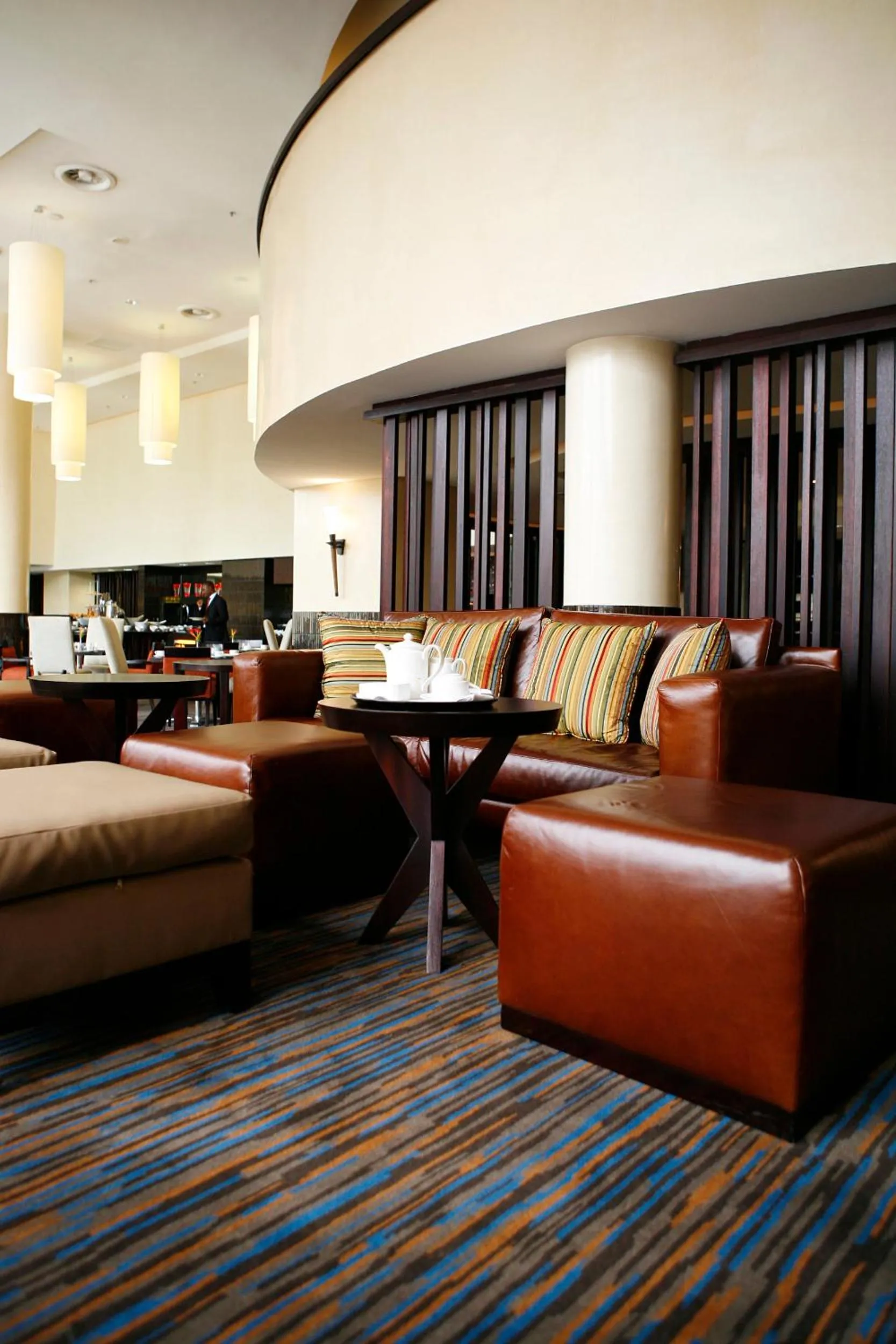 Lounge or bar, Bed in Mövenpick Hotel Ikoyi Lagos