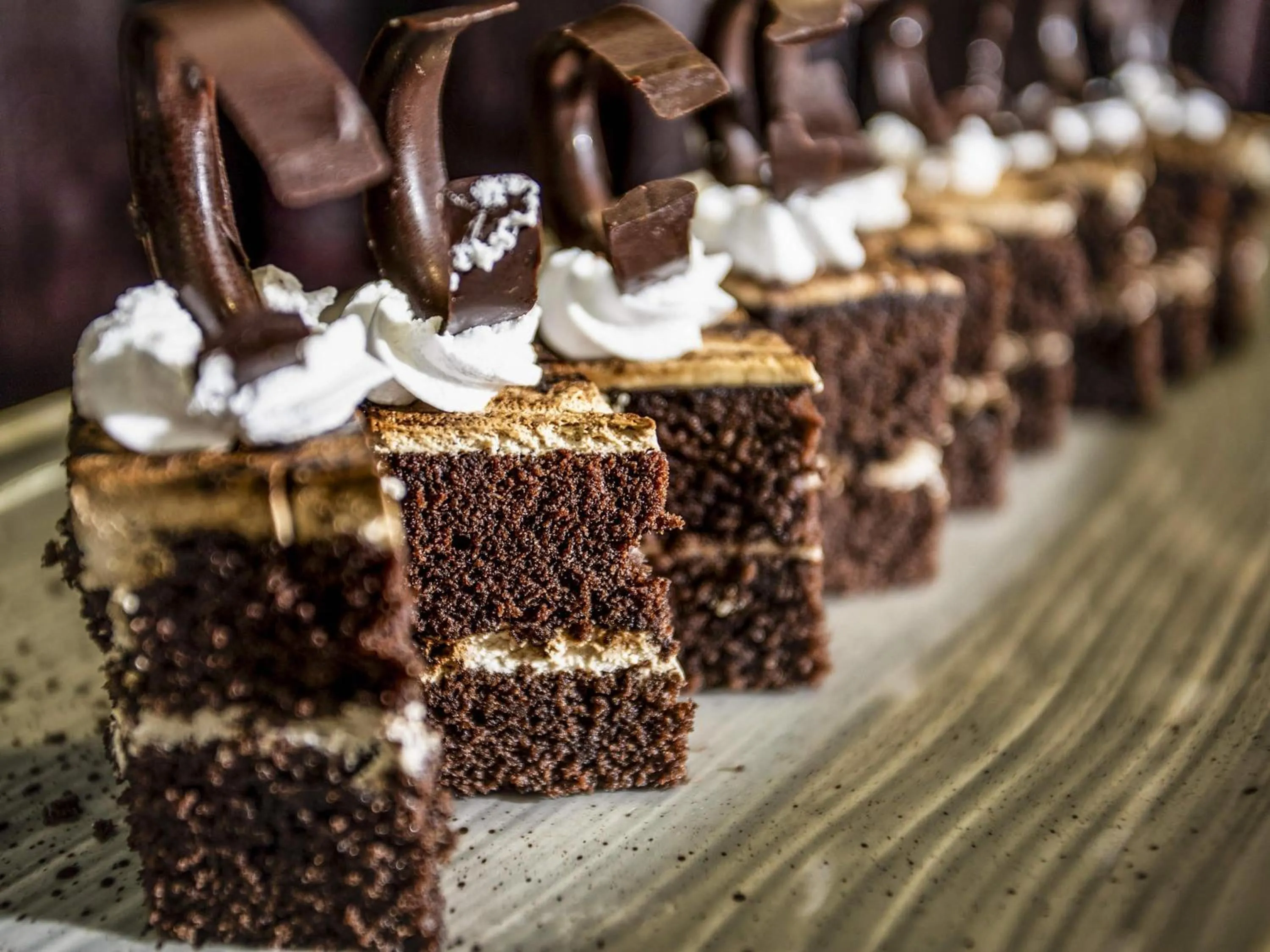 Restaurant/places to eat in Mövenpick Hotel Ikoyi Lagos