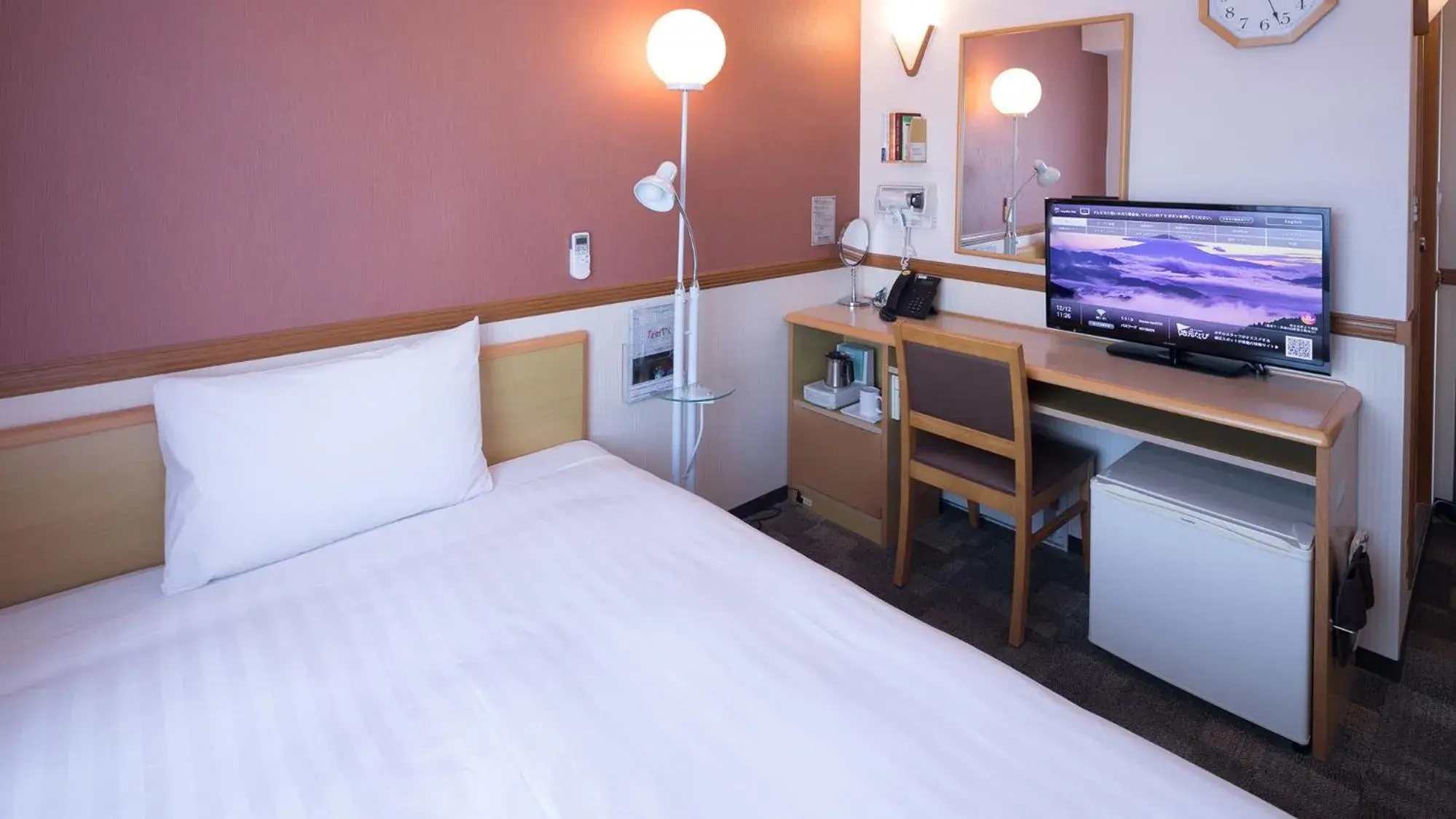 Area and facilities, Bed in Toyoko Inn Fujisan Numazu eki Kita guchi No 2 Area and facilities, Bed in Toyoko Inn Fujisan Numazu eki Kita guchi No 2