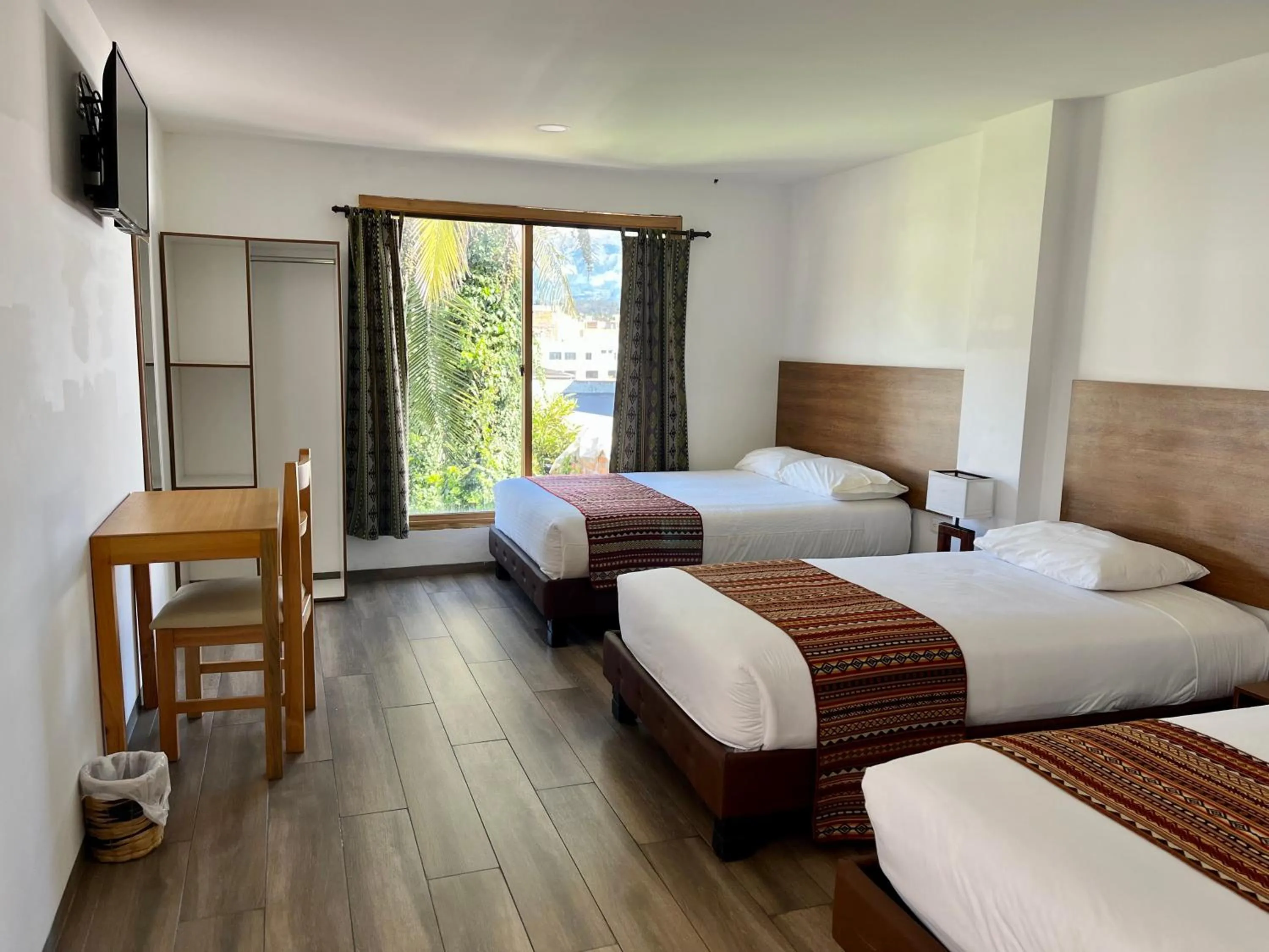 Comfort Triple Room in Hotel El Geranio