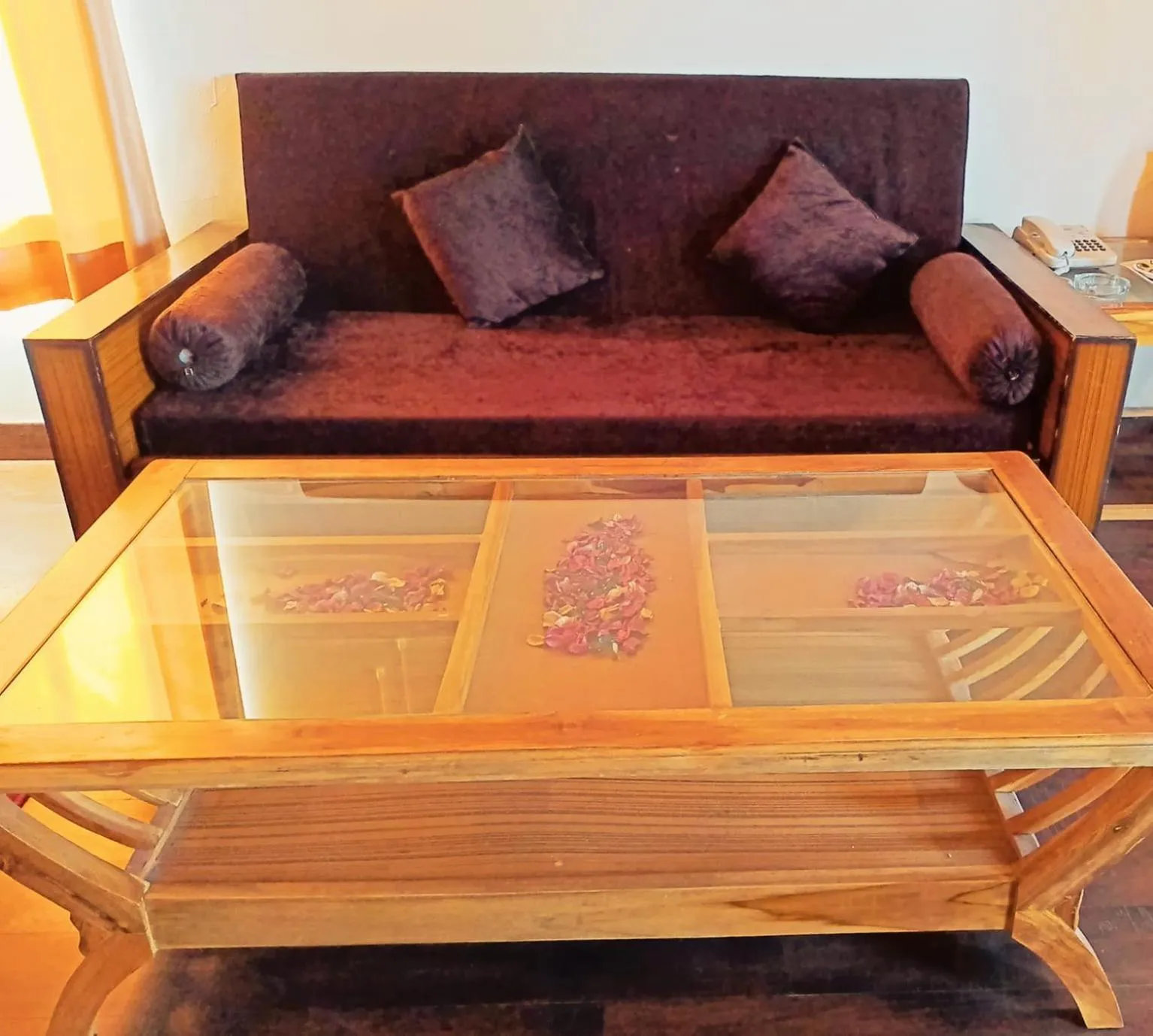 Seating area in Boros Resorts Binsar