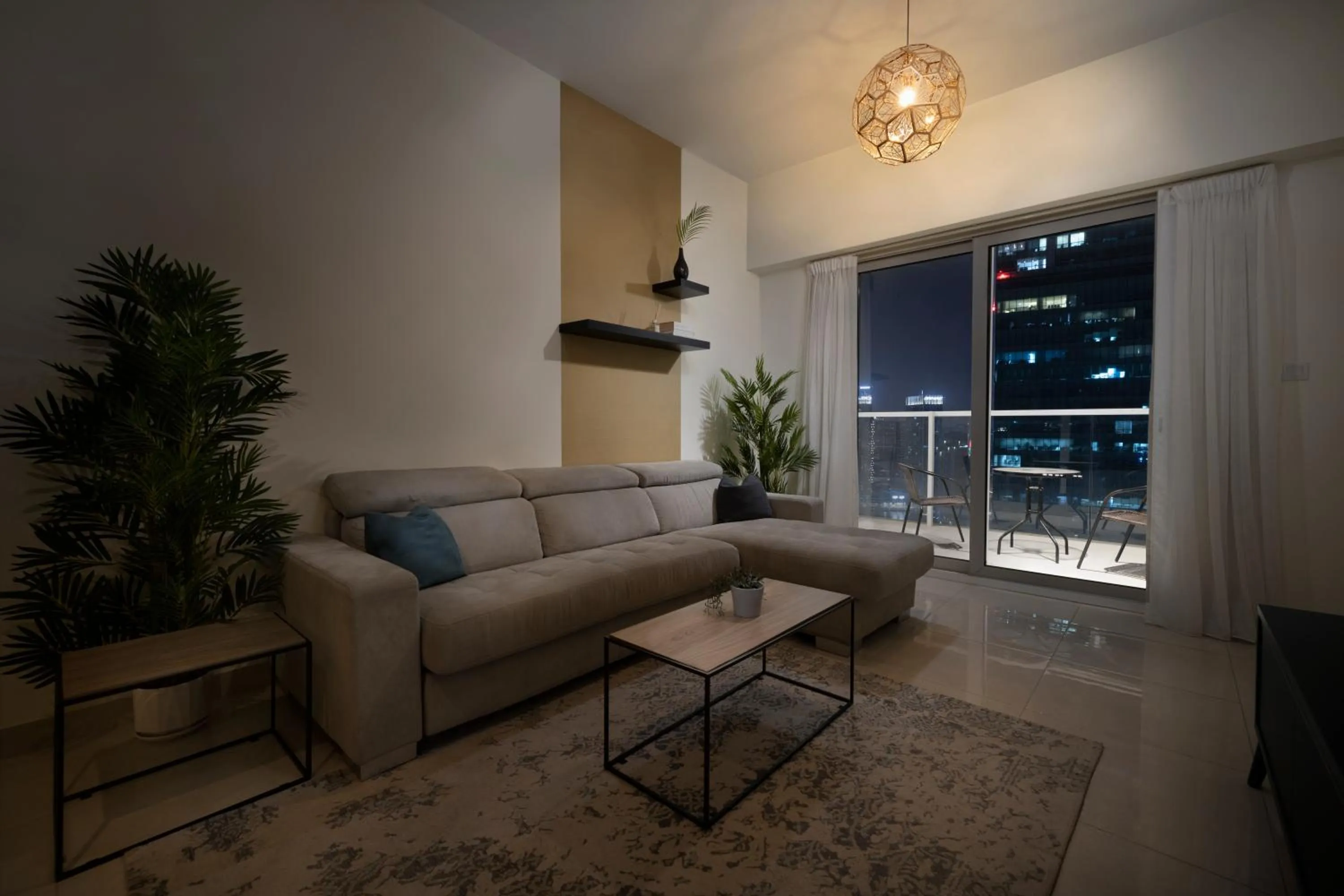 Unlock Metropolis Business Bay