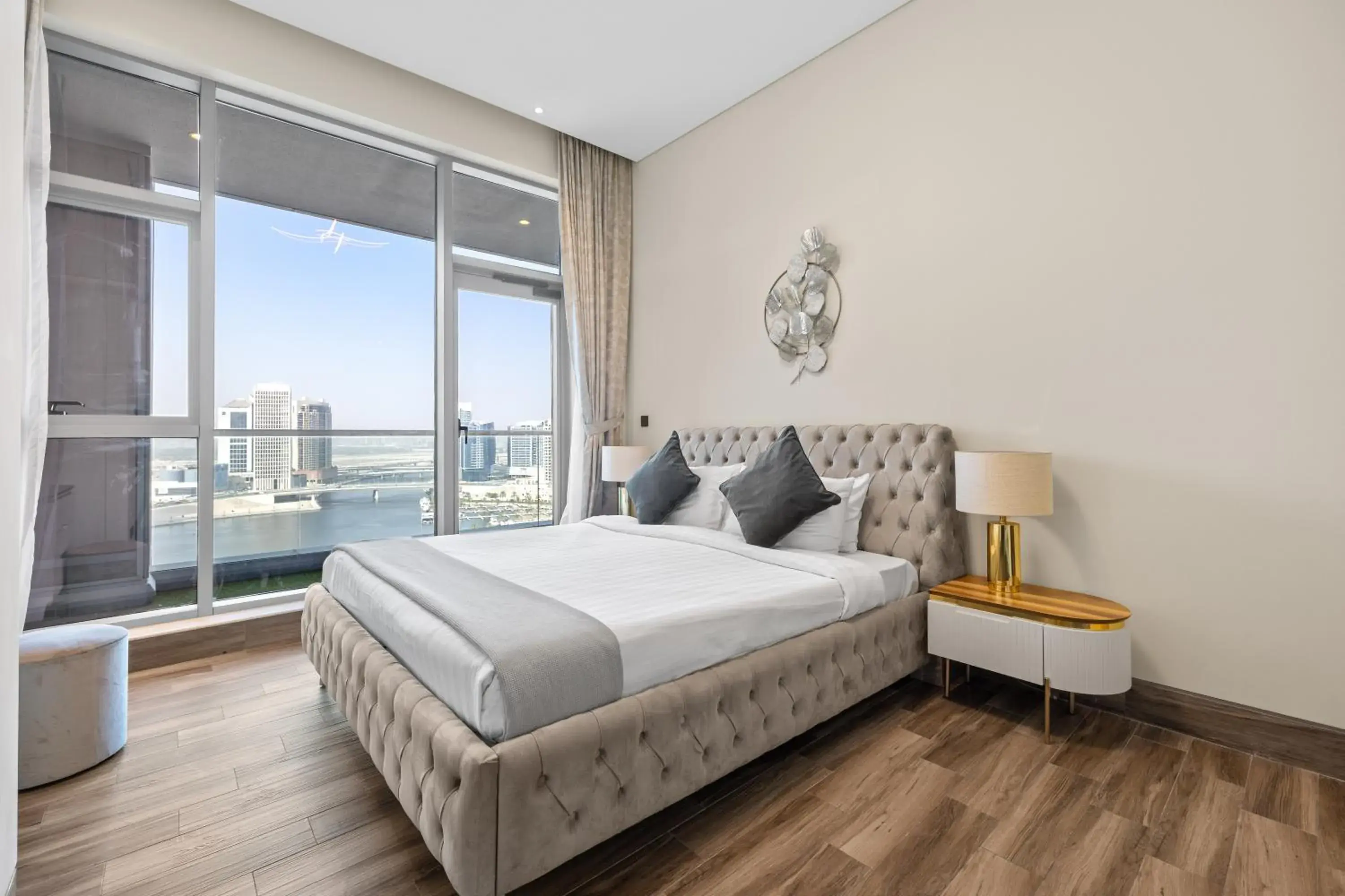 Bed in Unlock J One Downtown Dubai Bed in Unlock J One Downtown Dubai