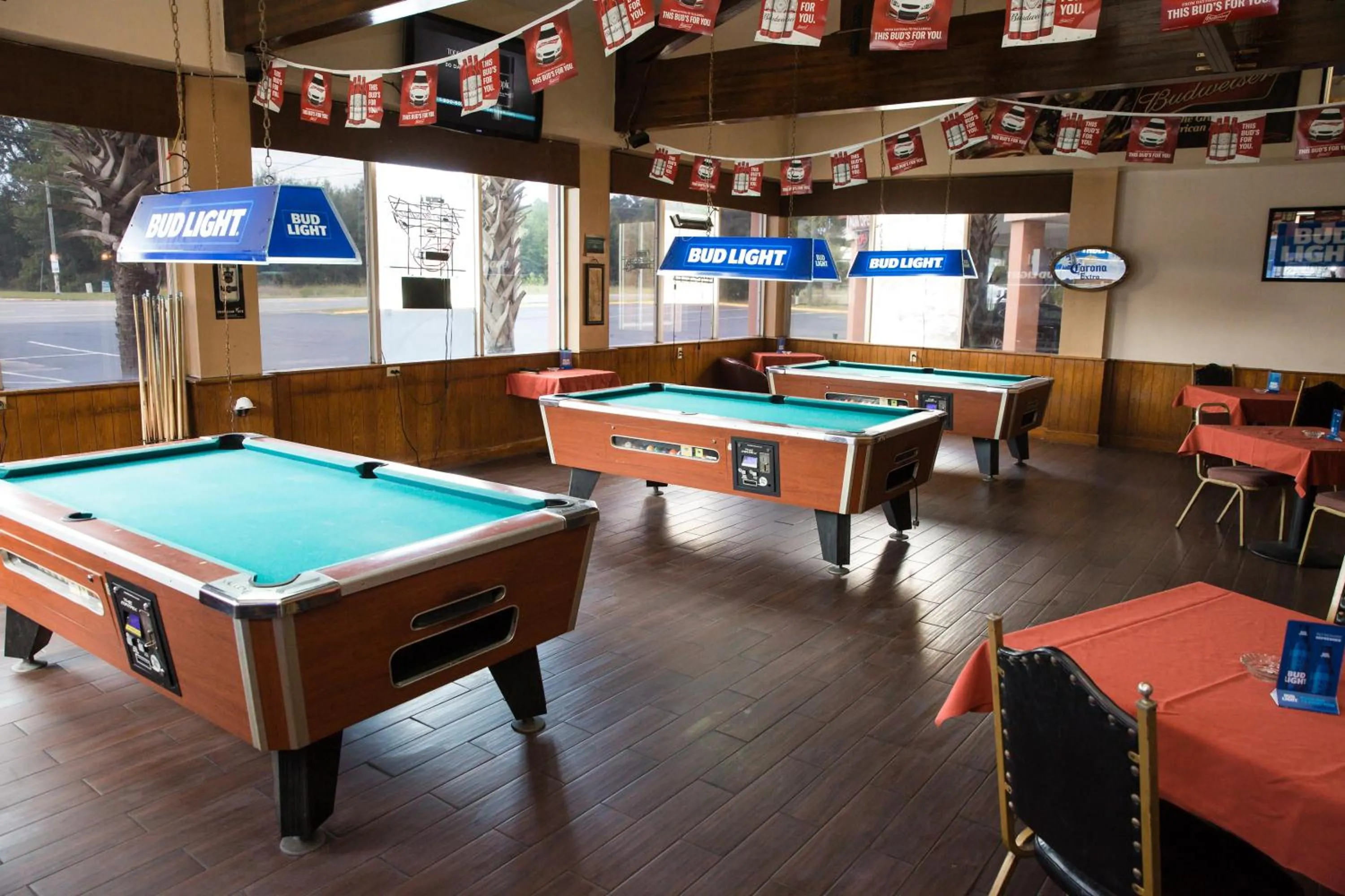 Area and facilities in Florence Express Inn