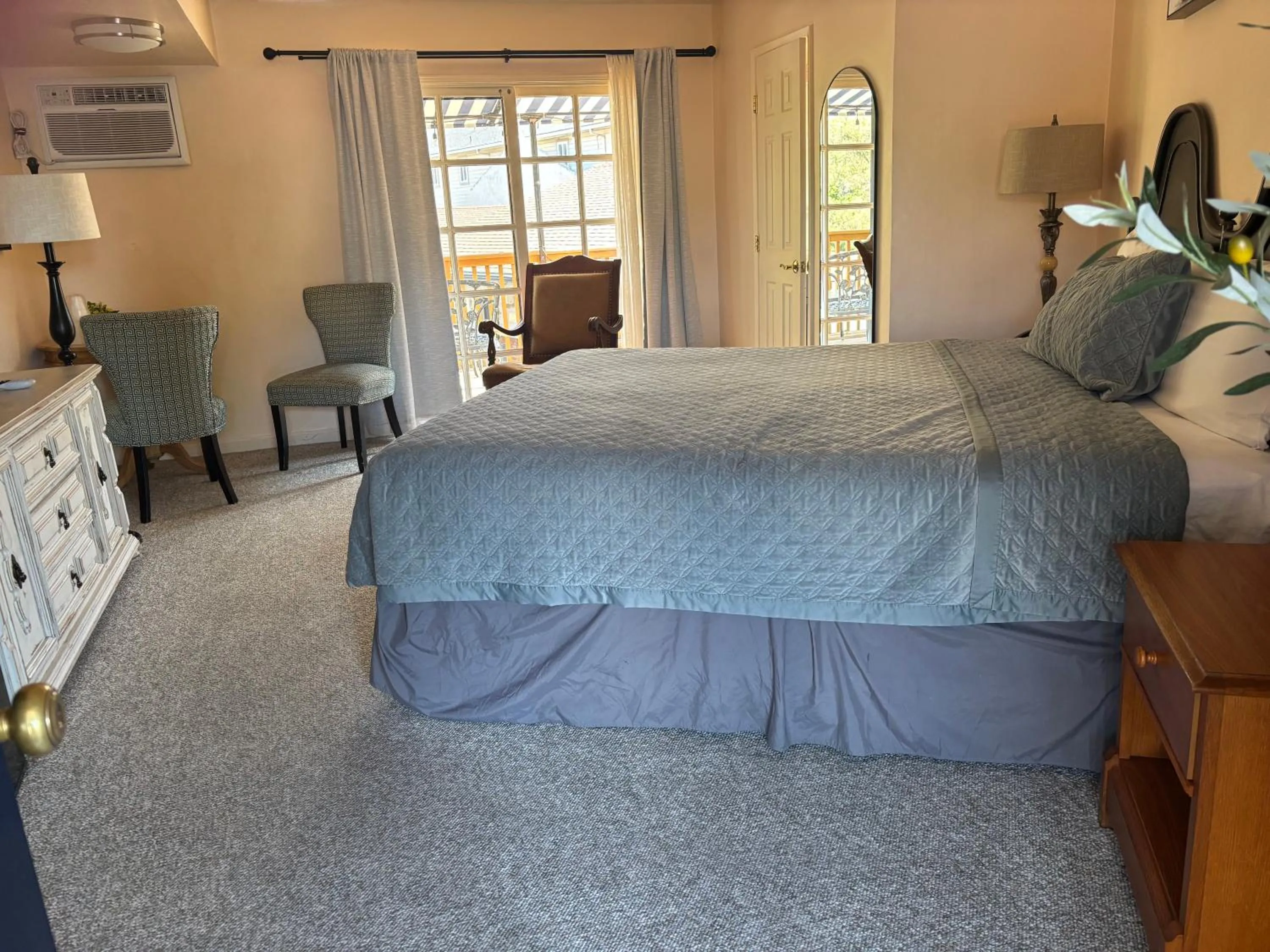 Peach Tree Inn
