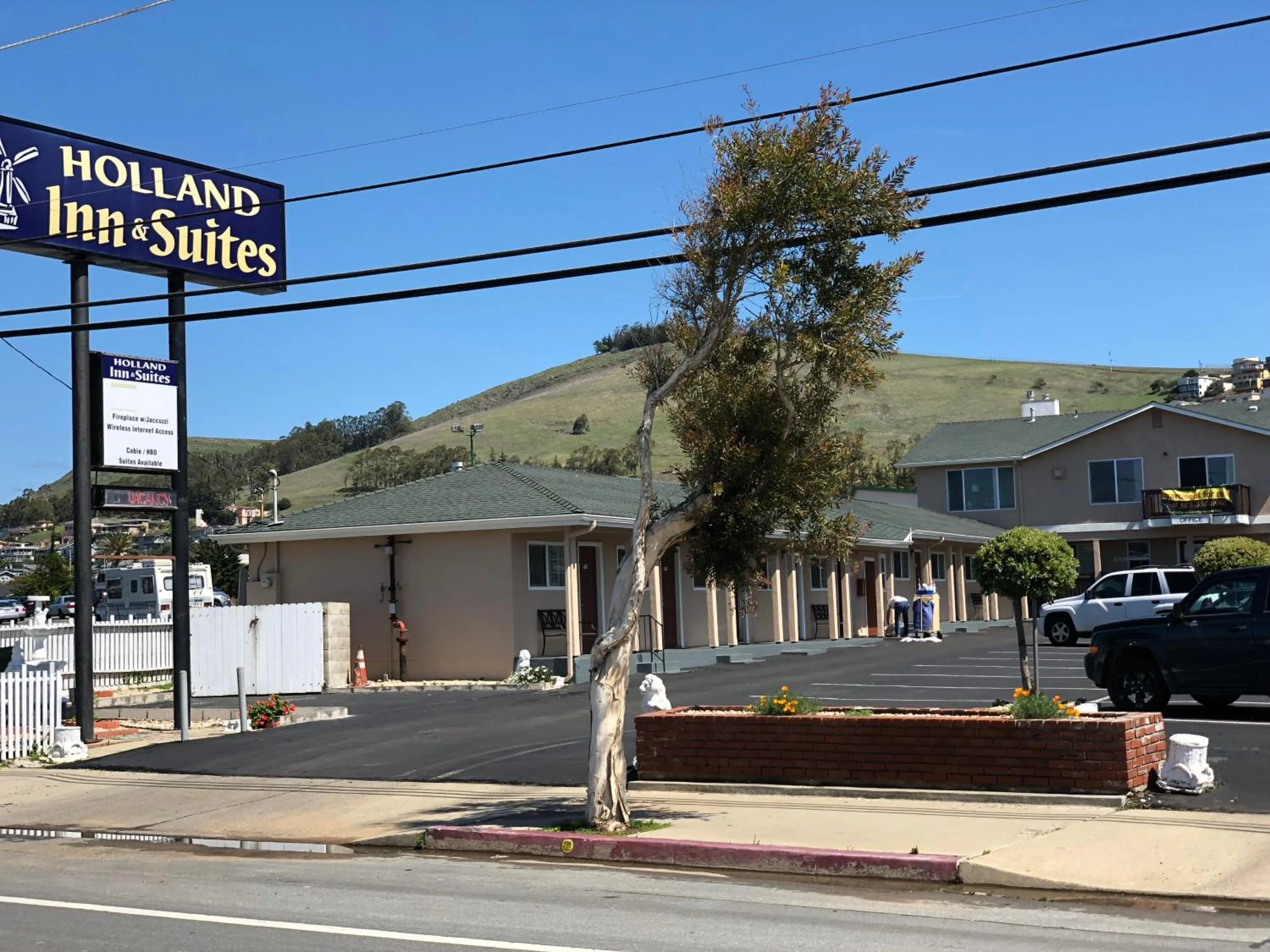 Property building in Holland Inn & Suites