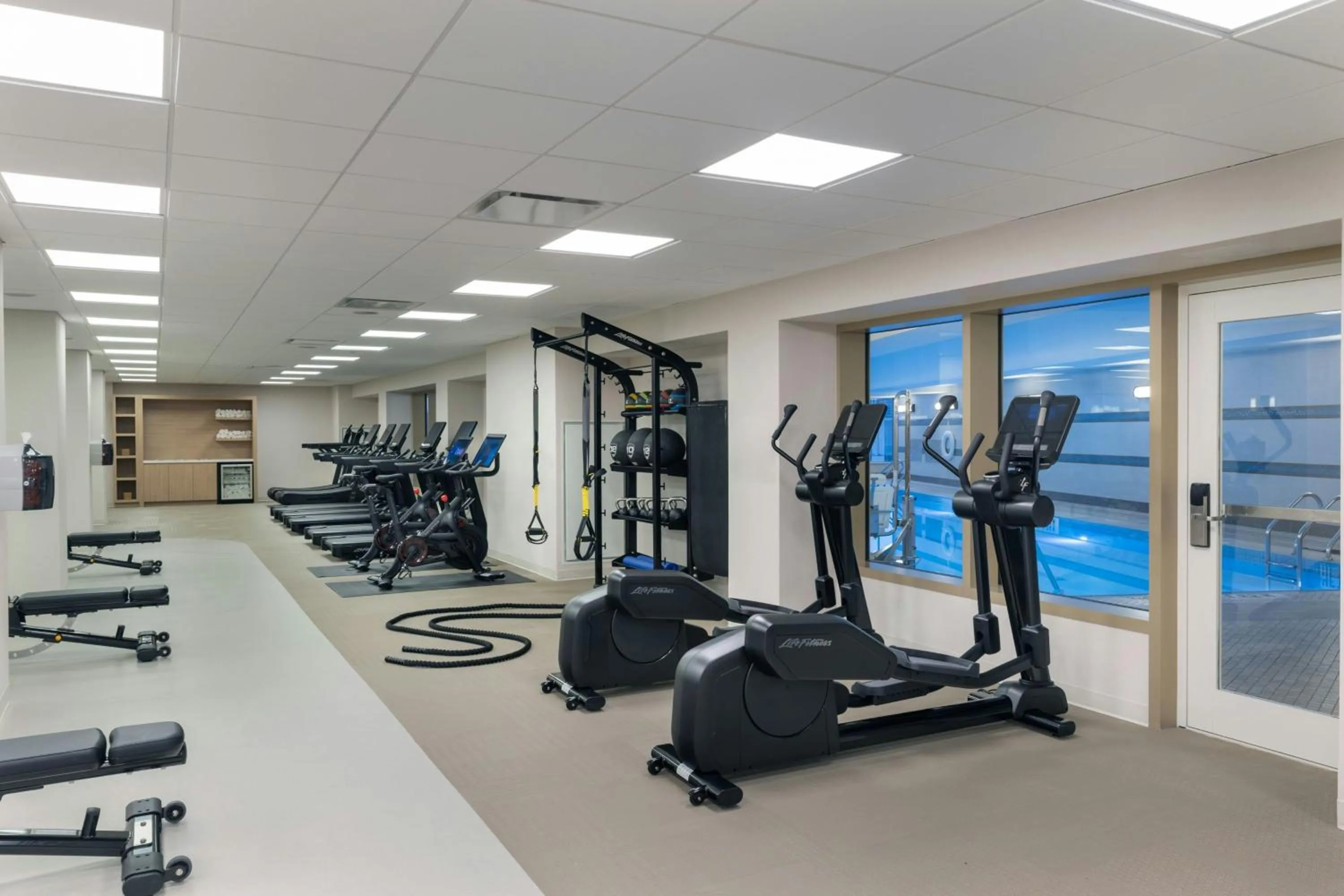 Fitness centre/facilities in The Westin Jersey City Newport