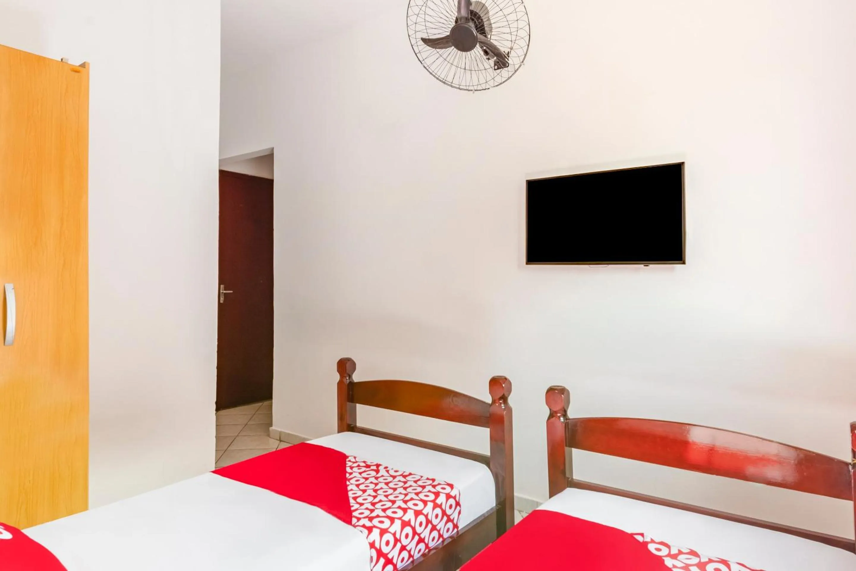 Bedroom, Bed in OYO Pousada Tia Léo Campinas