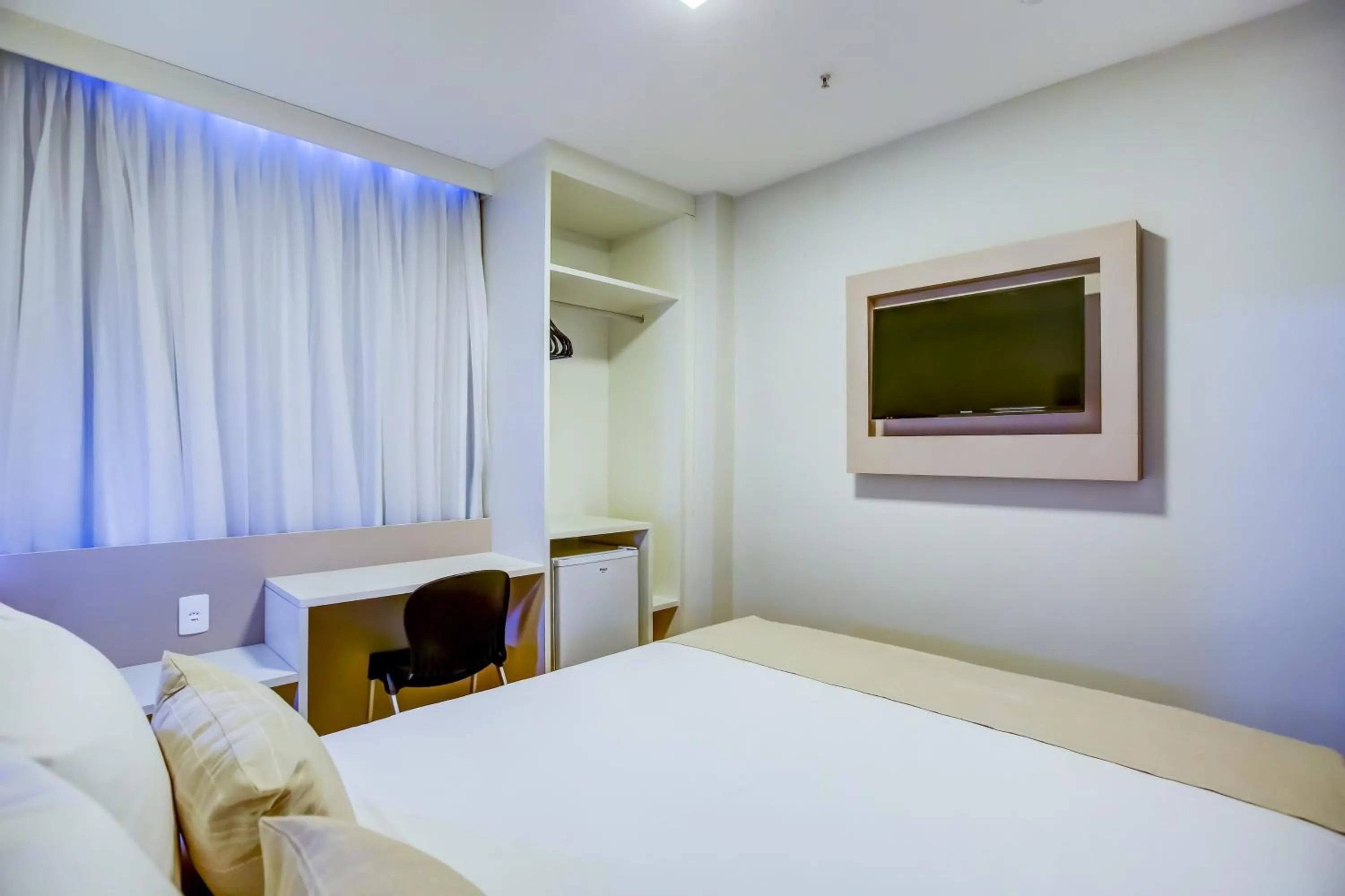 TV and multimedia, Bed in Transamerica Fit Lafaiete