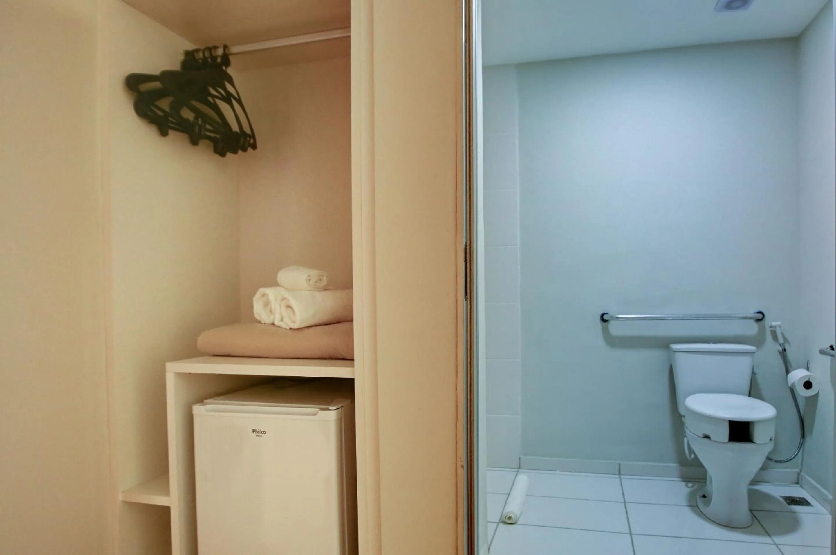 Bathroom in Transamerica Fit Lafaiete