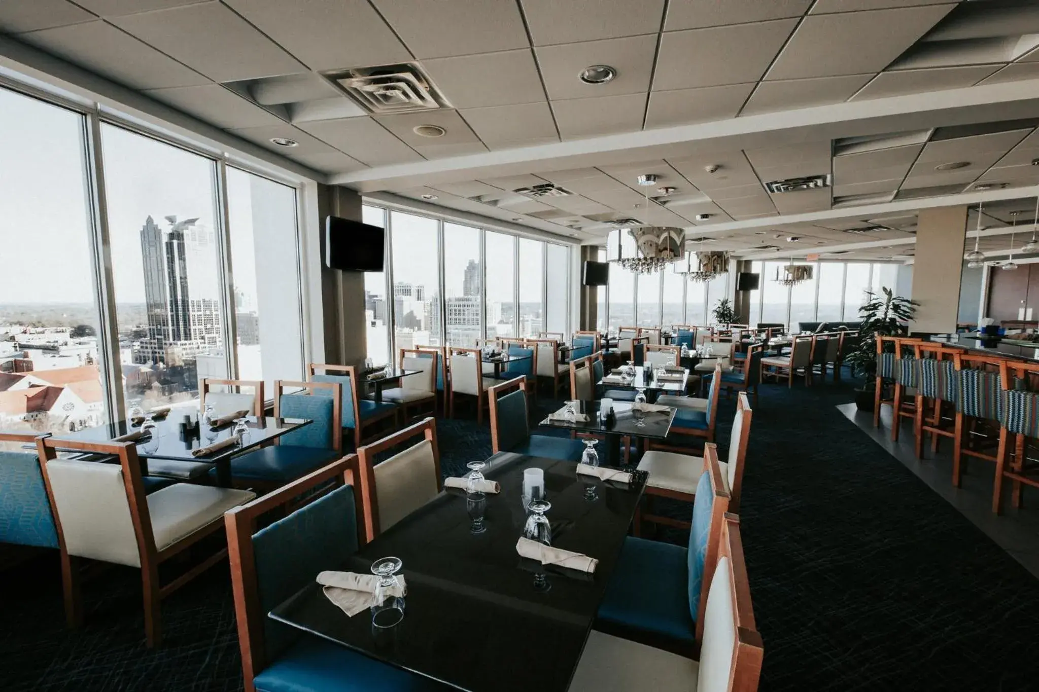 Restaurant/places to eat in Holiday Inn Raleigh Downtown by IHG Restaurant/places to eat in Holiday Inn Raleigh Downtown by IHG