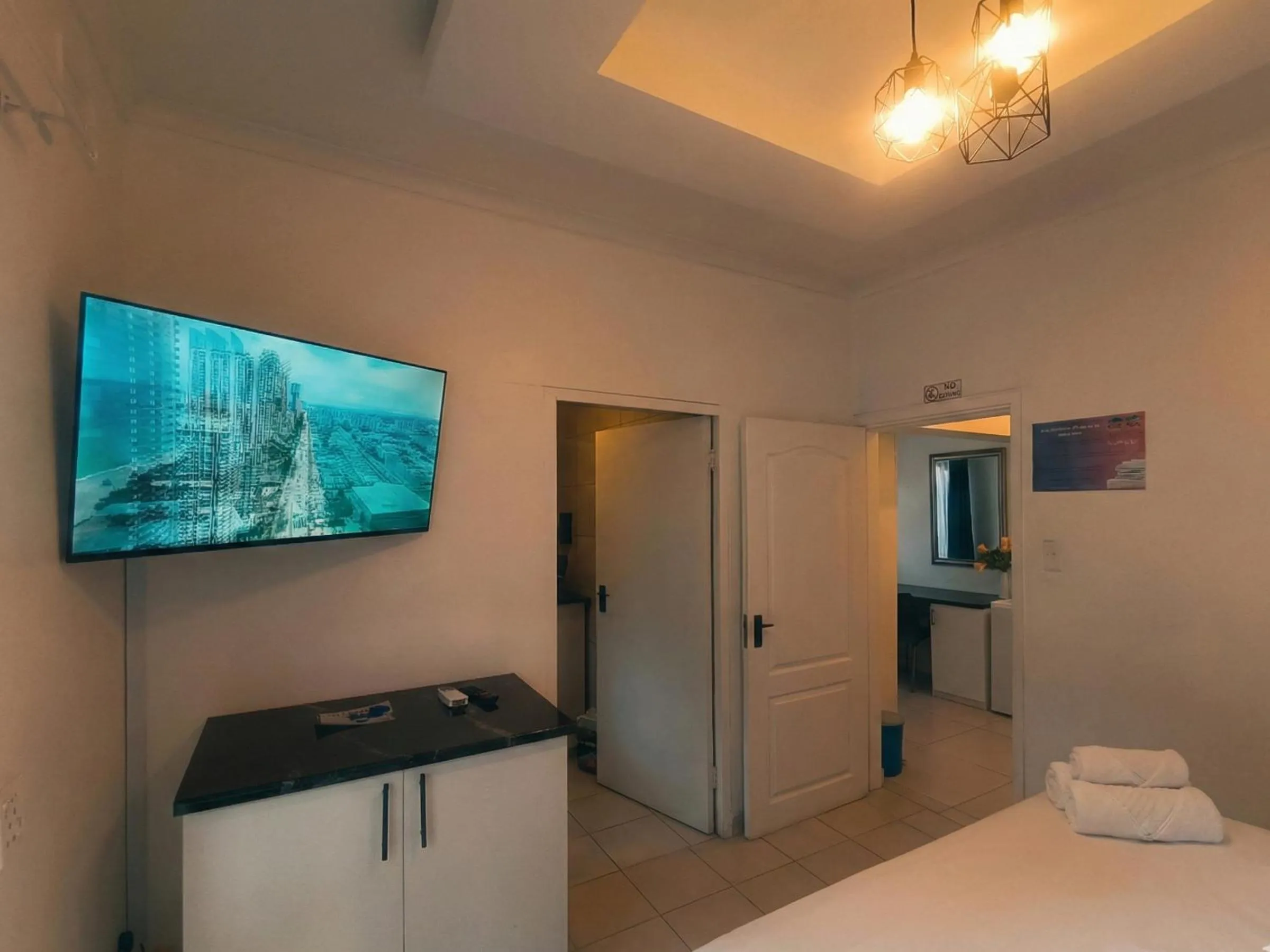 TV and multimedia, Bed in Zur See - No Loadshedding