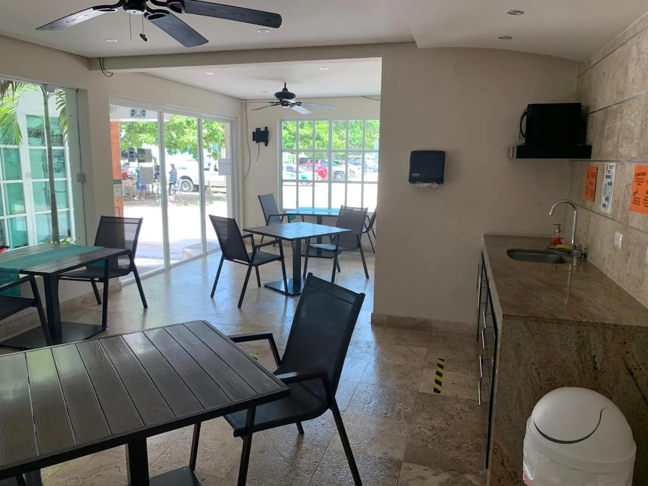 Living room in Xbulu-Ha