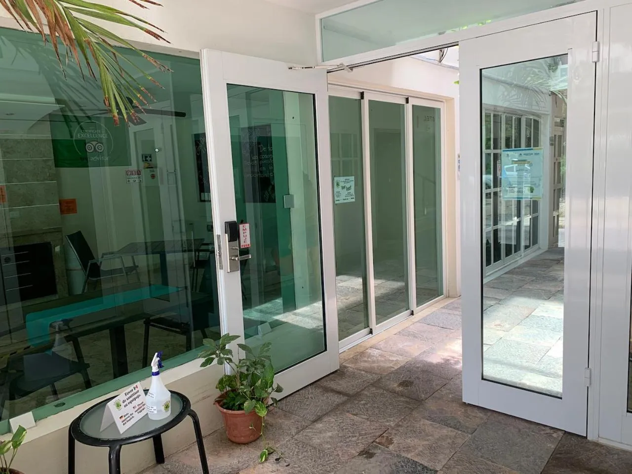 Facade/entrance in Xbulu-Ha