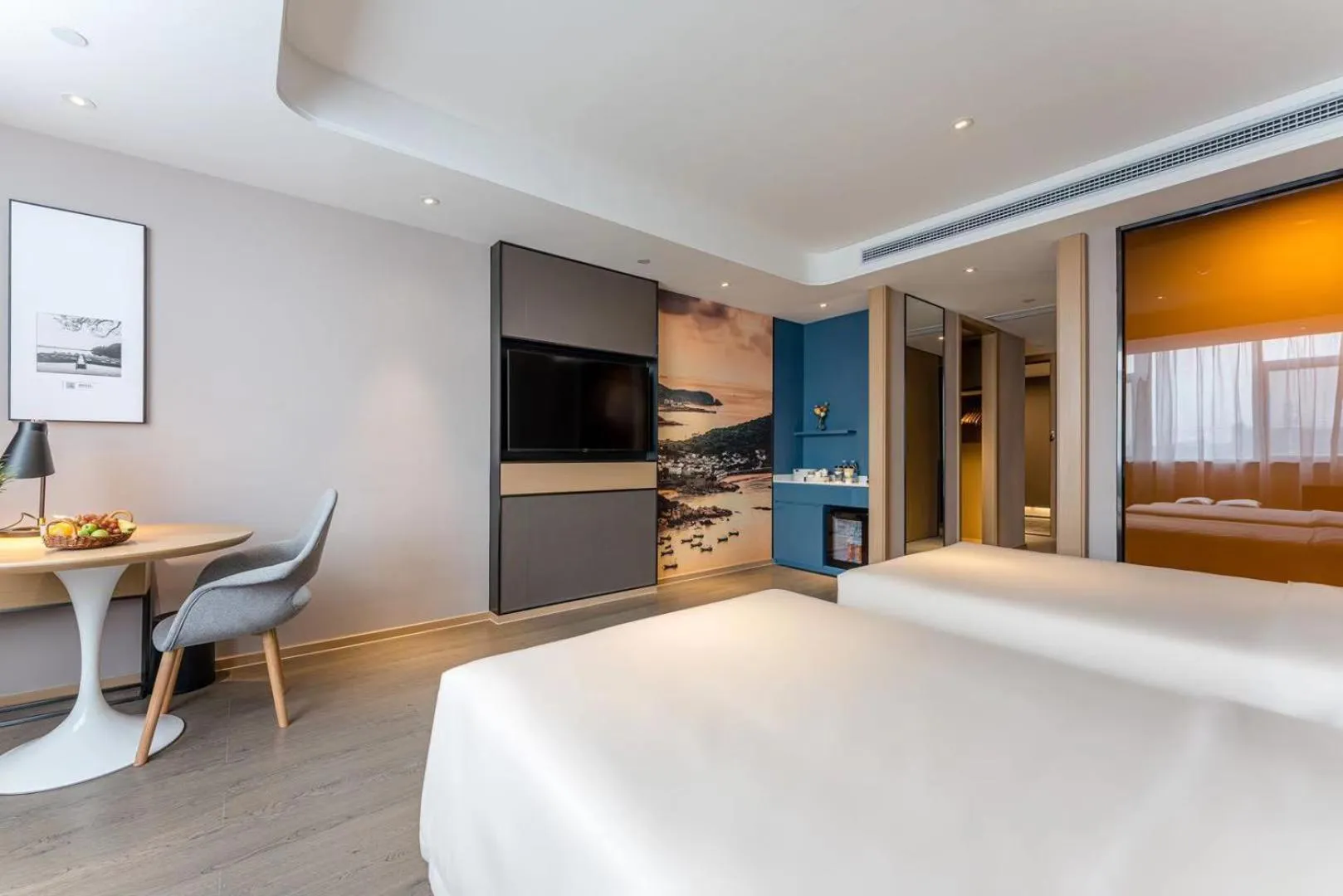 Bed in Atour Hotel Hangzhou Chongxian Banshan