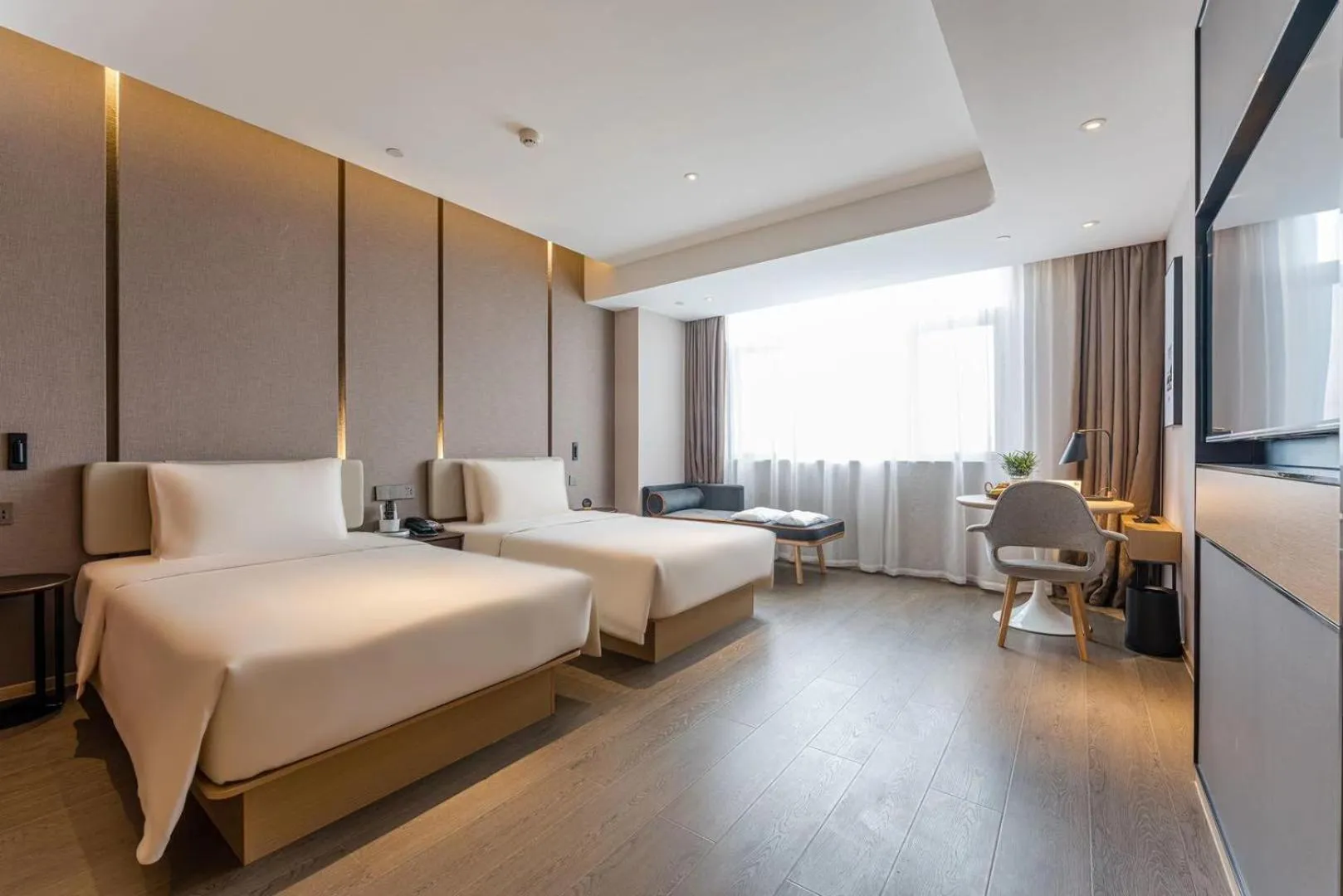 Bed in Atour Hotel Hangzhou Chongxian Banshan