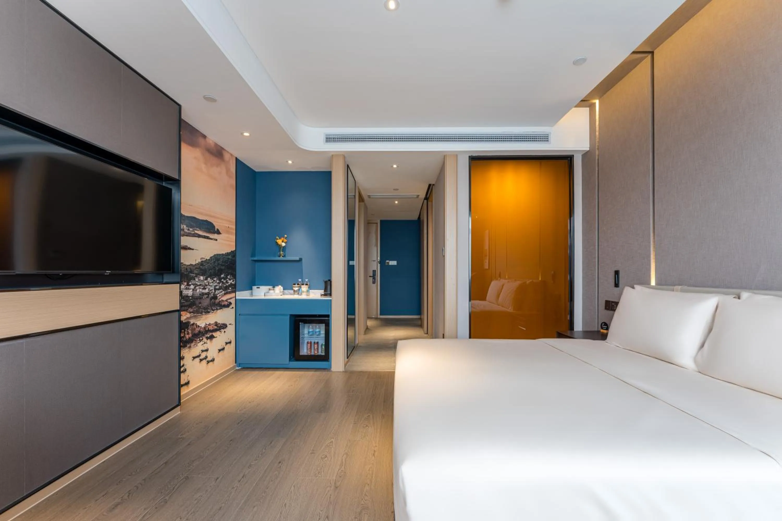 Bed in Atour Hotel Hangzhou Chongxian Banshan