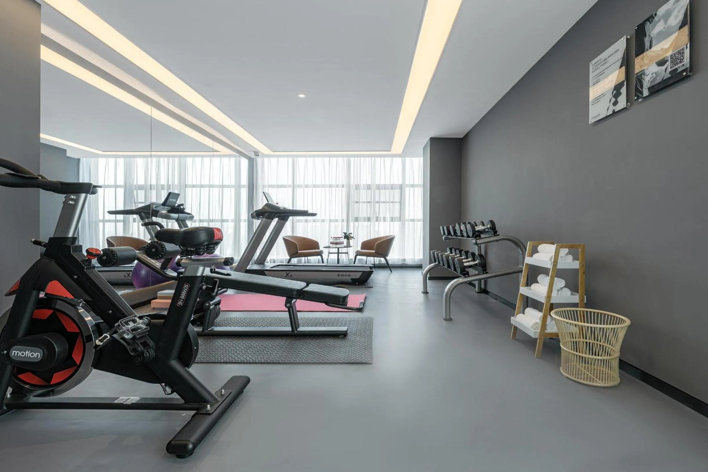 Fitness centre/facilities in Atour Hotel Baoji Raiway Station Xingzheng Avenue