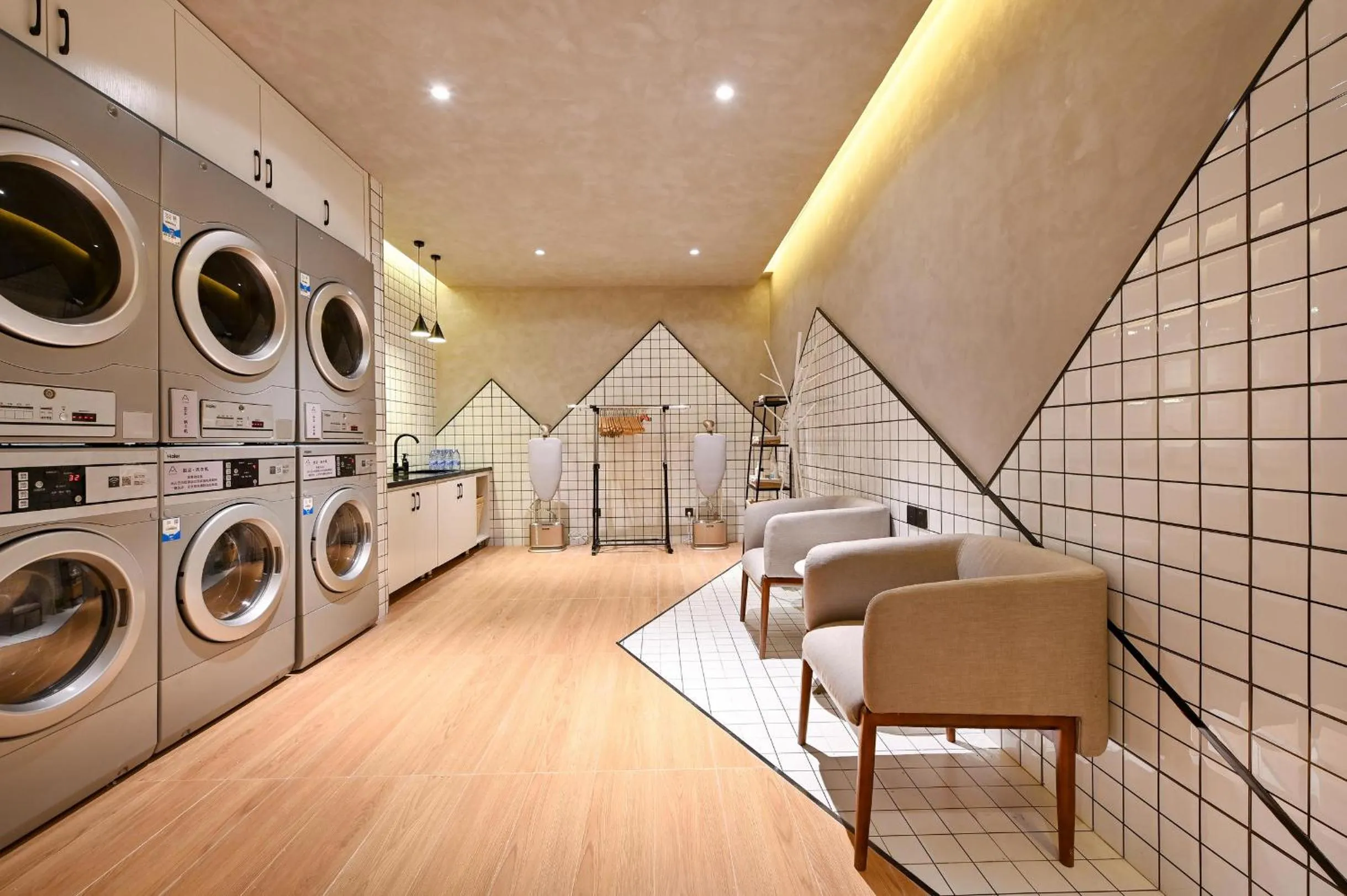 Atour Hotel Dalian Hi-tech Zone