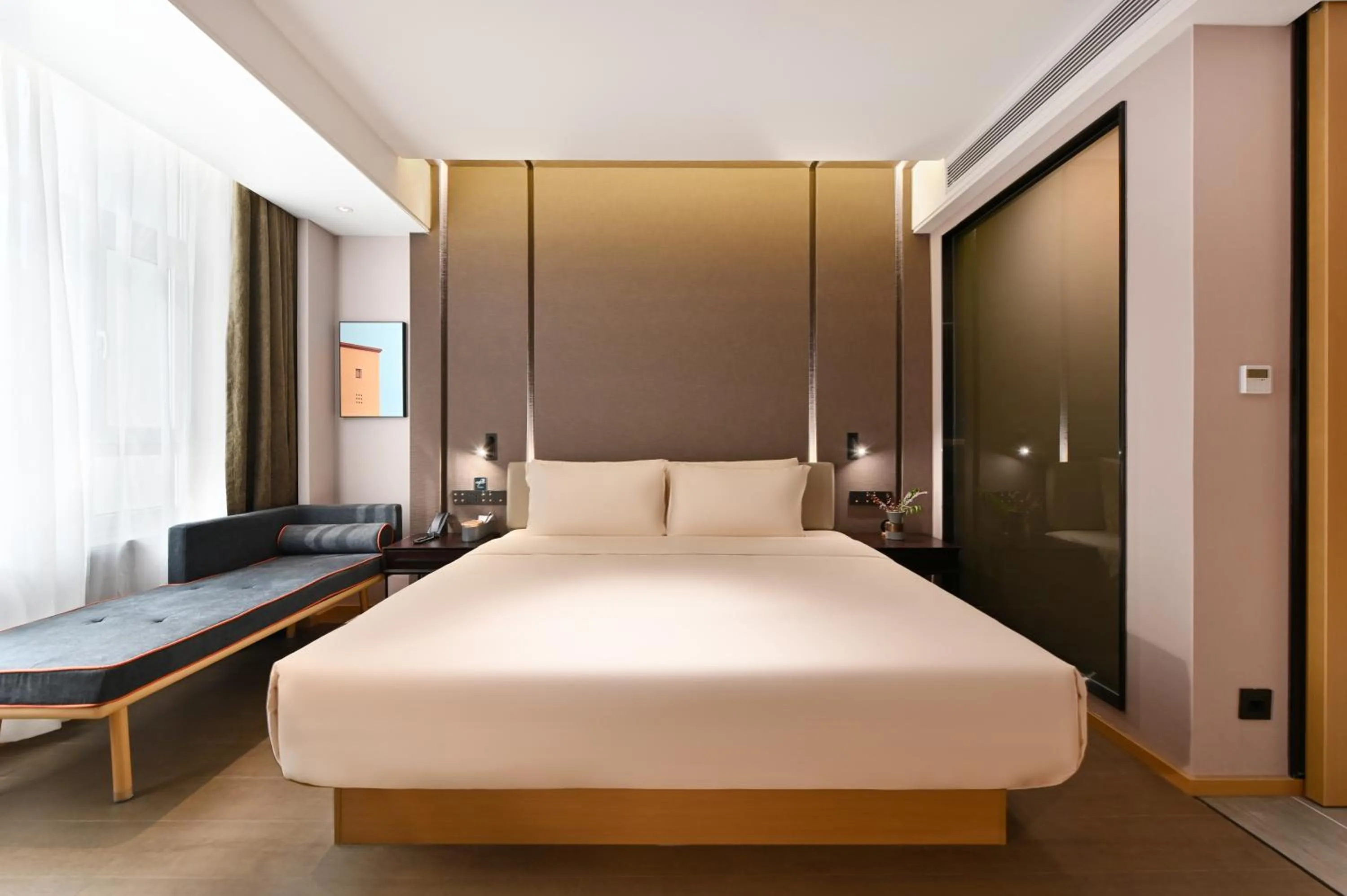 Bed in Atour Hotel Dalian Hi-tech Zone