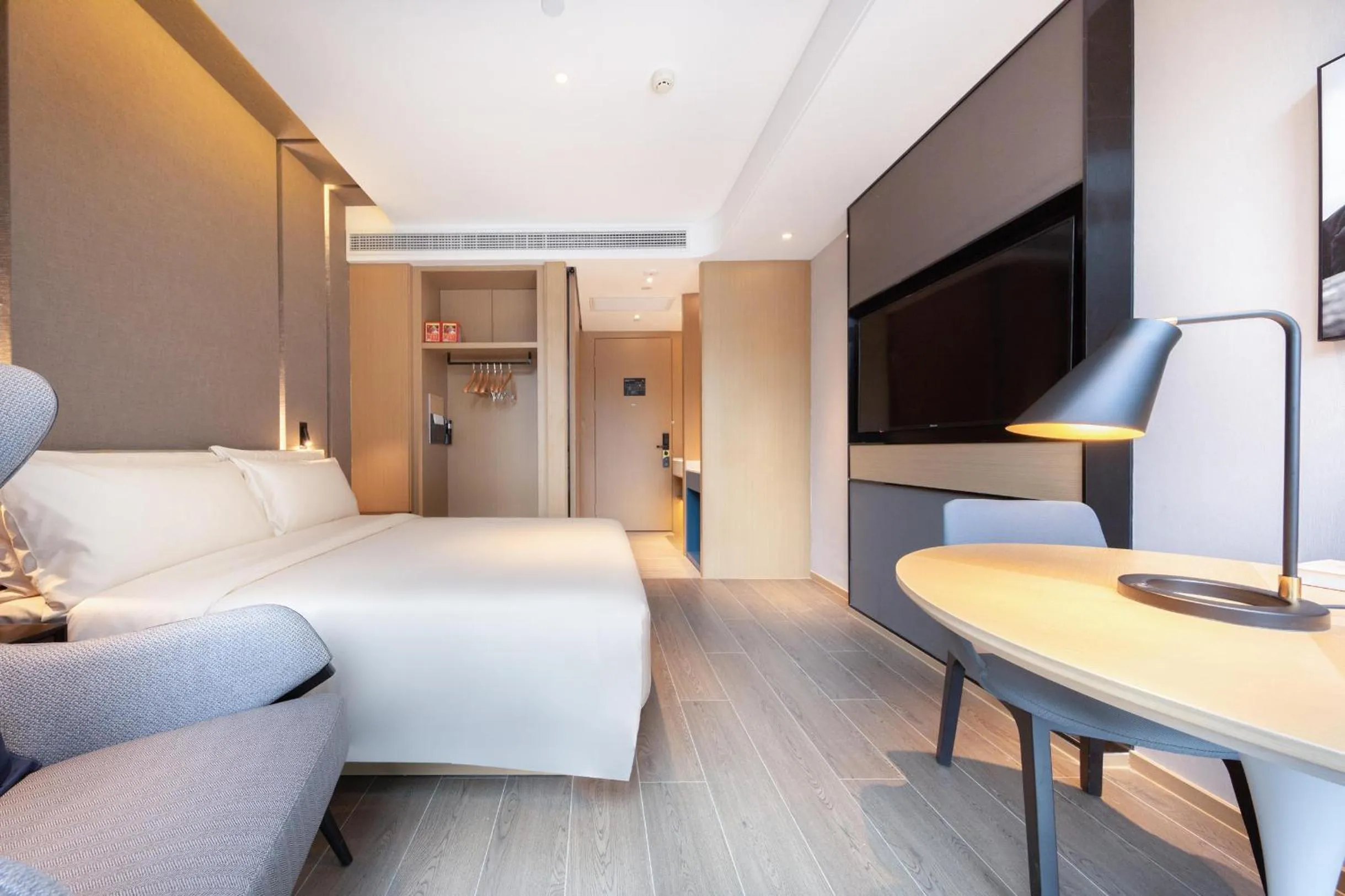 Bed in Atour Hotel Shanghai Wujiaochang Daxue Road