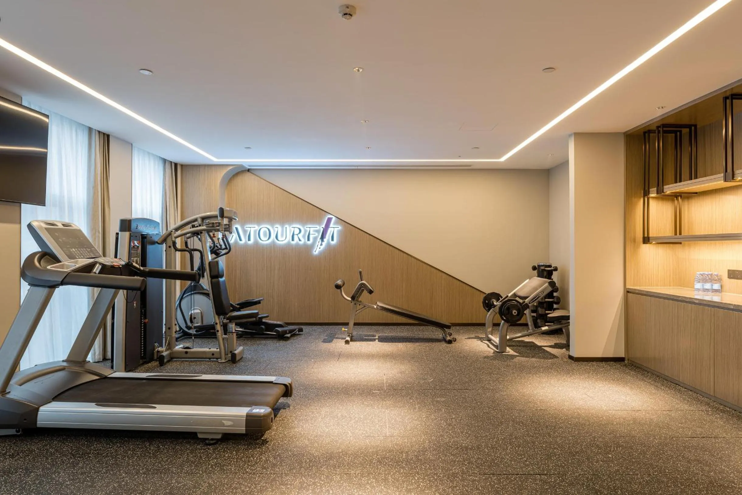 Atour Hotel Nanjing Dongshan Cars 4S Park