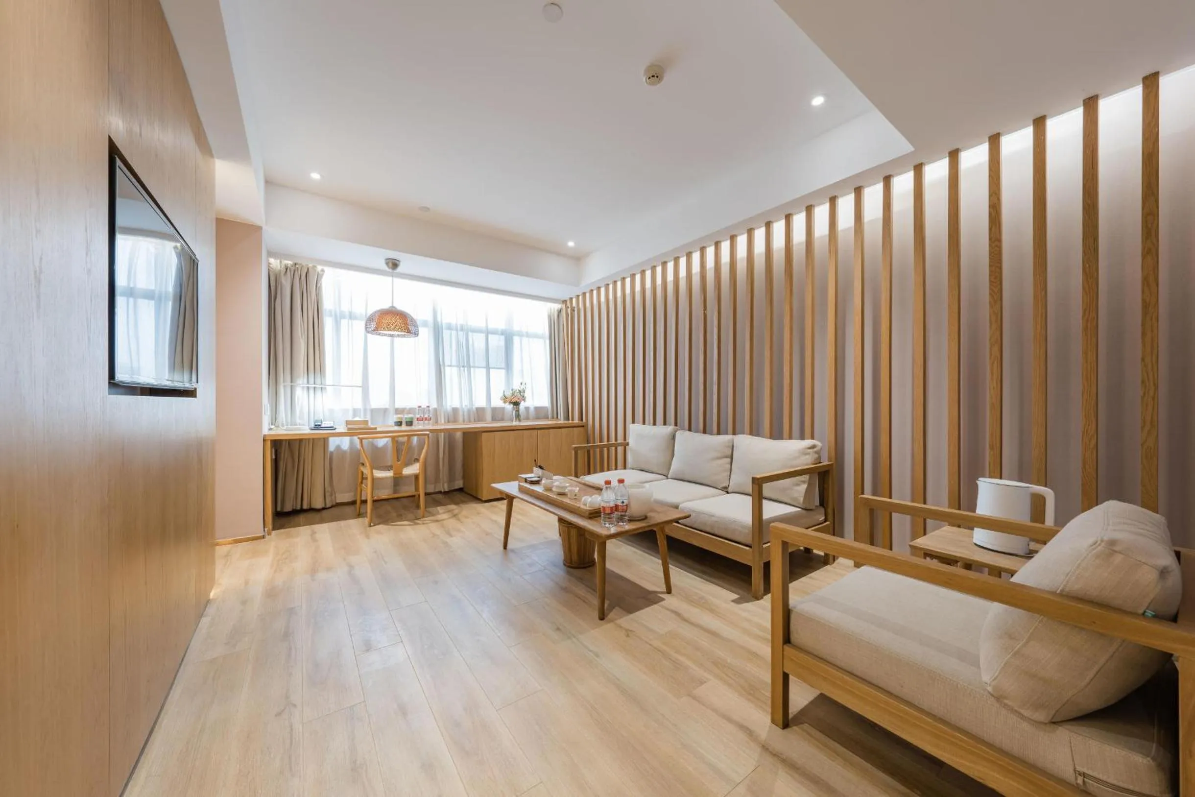 Atour X Hotel Wuxi New Zone Gelunbu Plaza