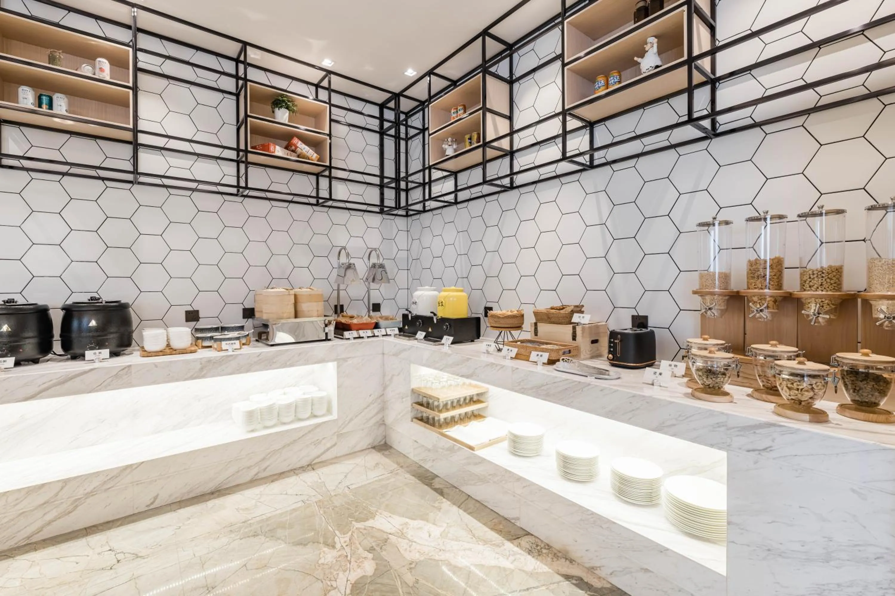 Atour Hotel Industrial Park Dongsha Lake