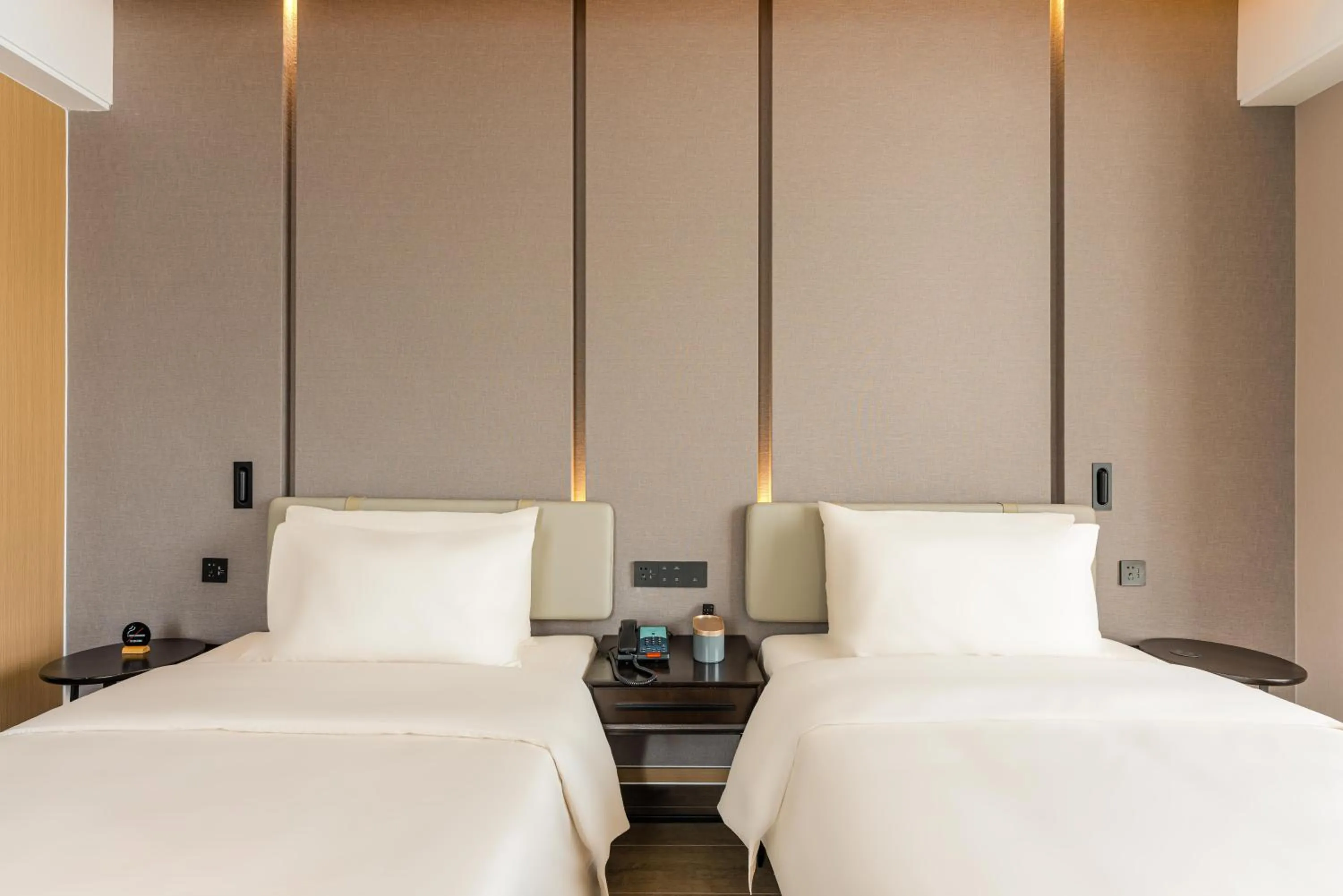 Bed in Atour Hotel Suzhou Mudu Ancient Town