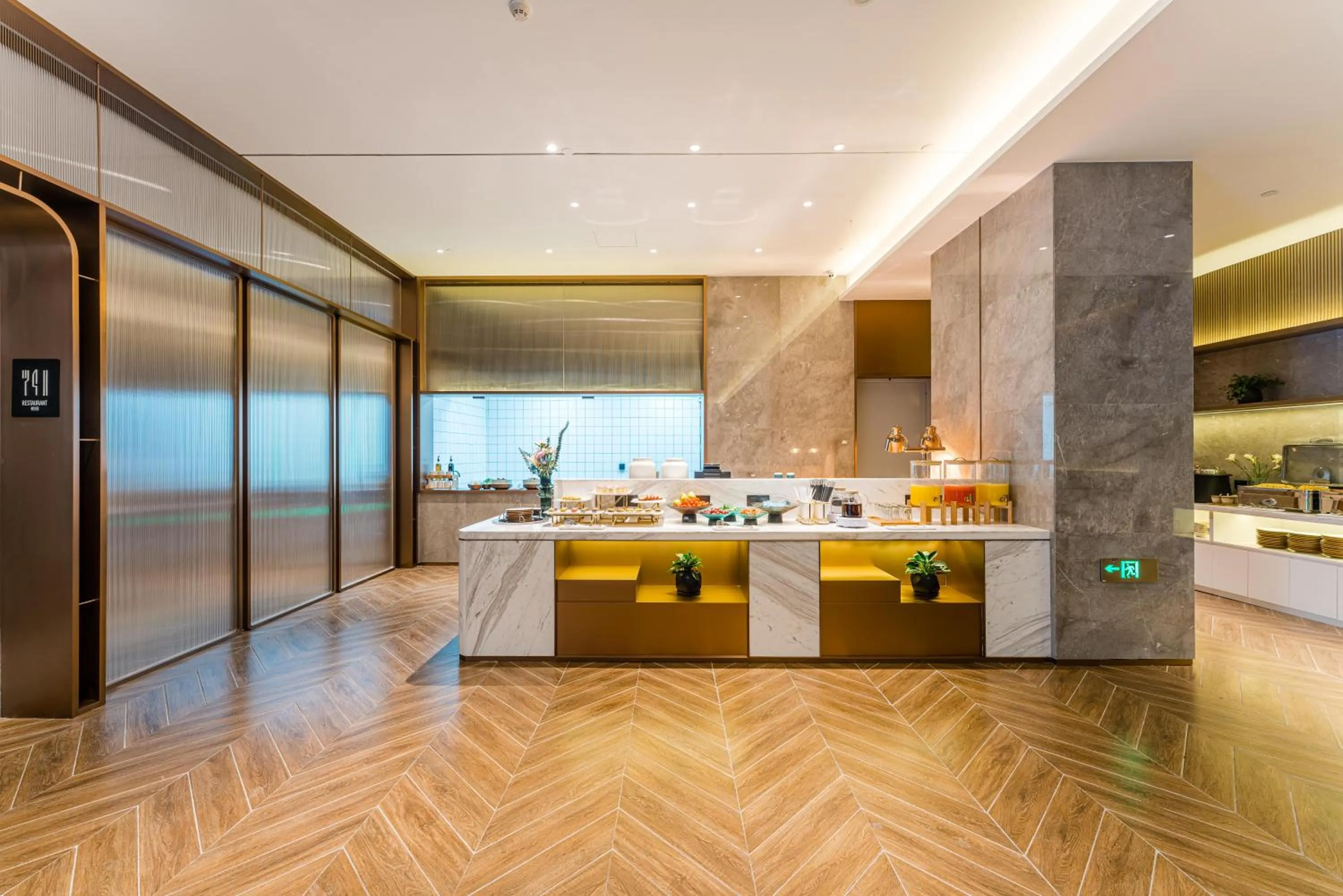 Restaurant/places to eat in Atour Hotel Suzhou Mudu Ancient Town