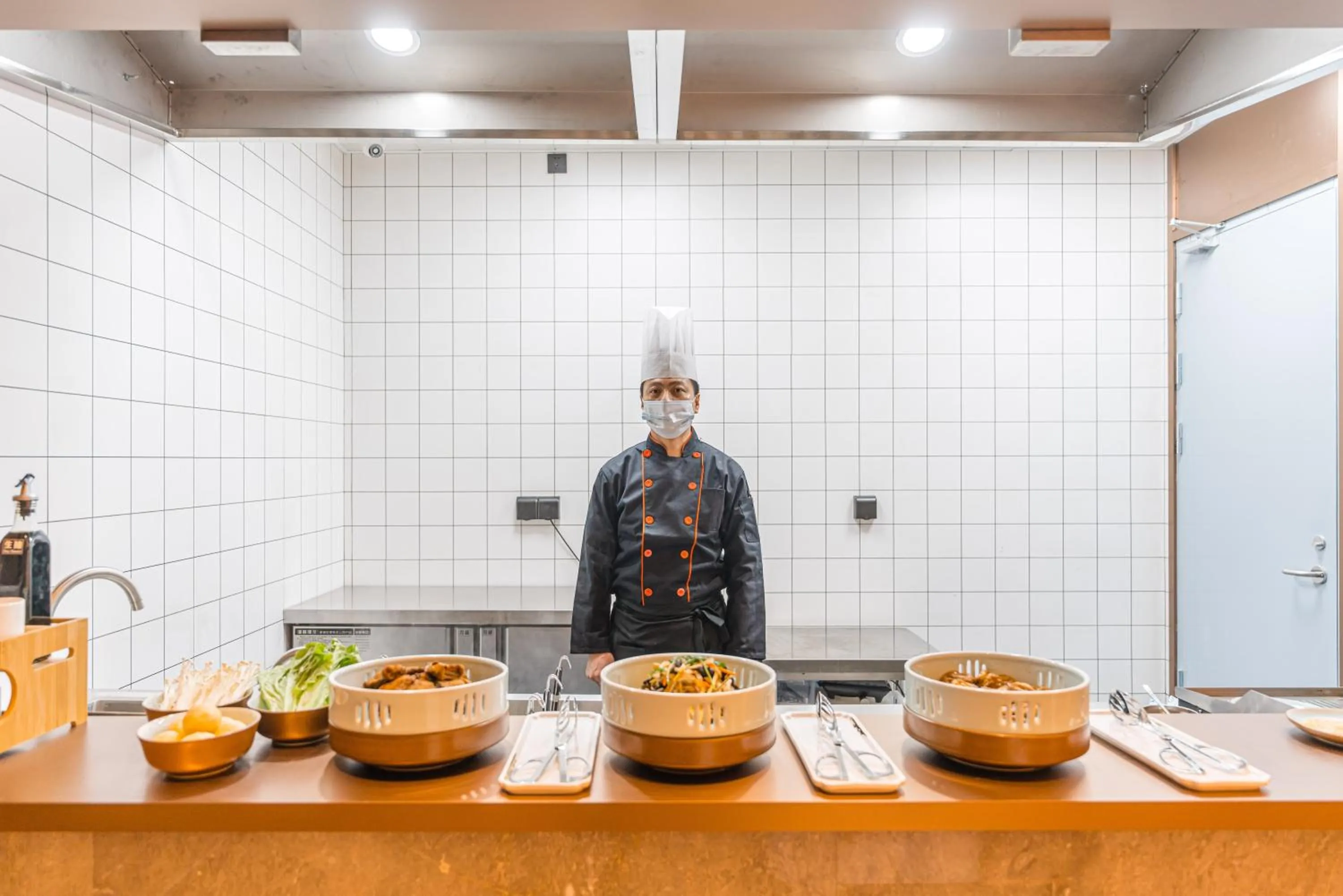 Kitchen or kitchenette in Atour Hotel Suzhou Mudu Ancient Town