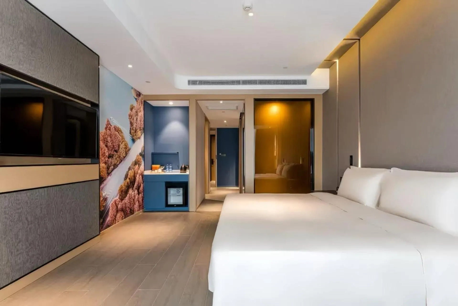 Photo of the whole room, Bed in Atour Hotel West Lake Science Park