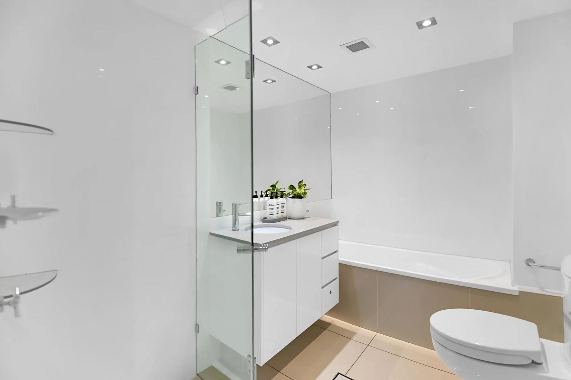 Property building in Albatross North Apartments