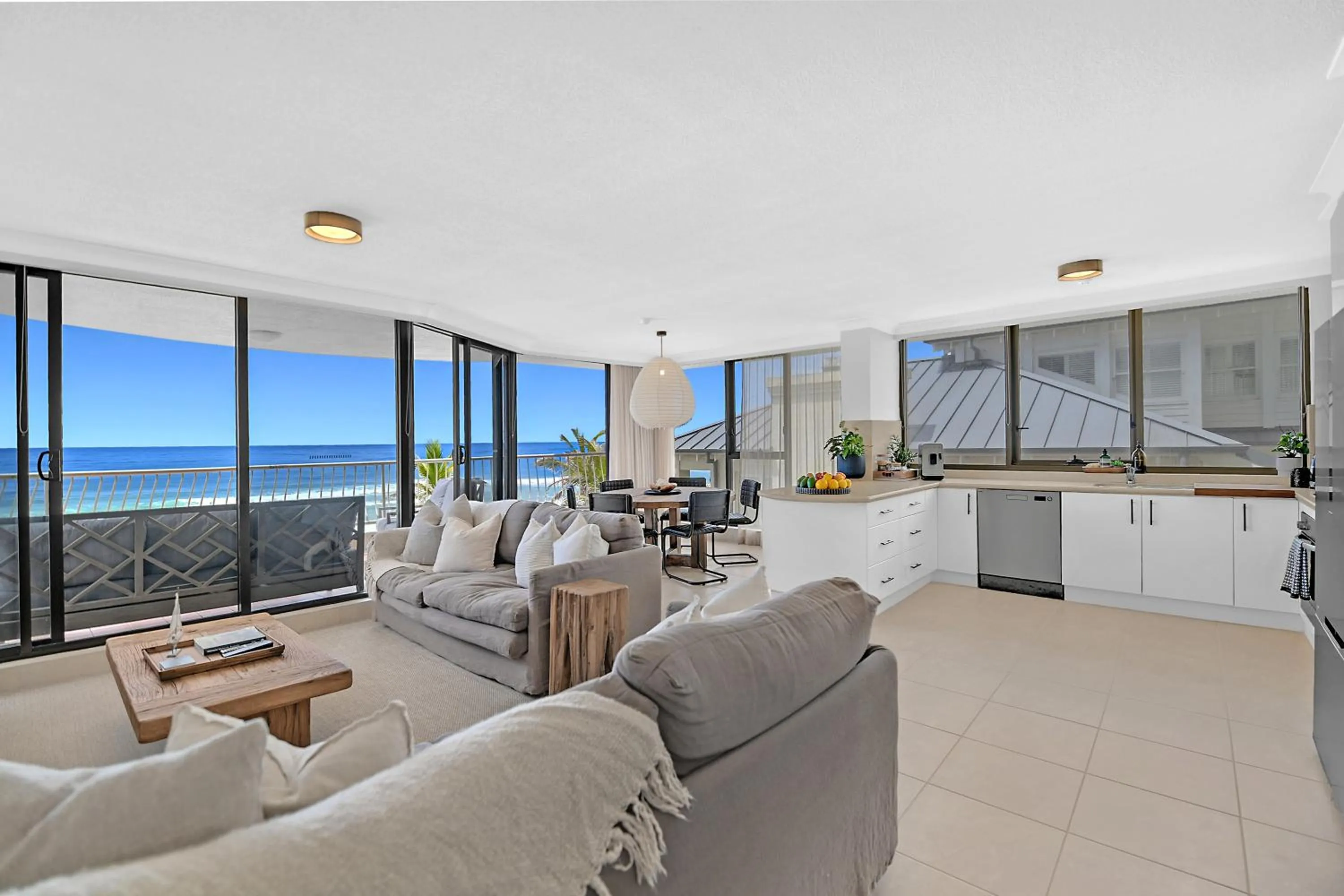 Lounge or bar in Albatross North Apartments