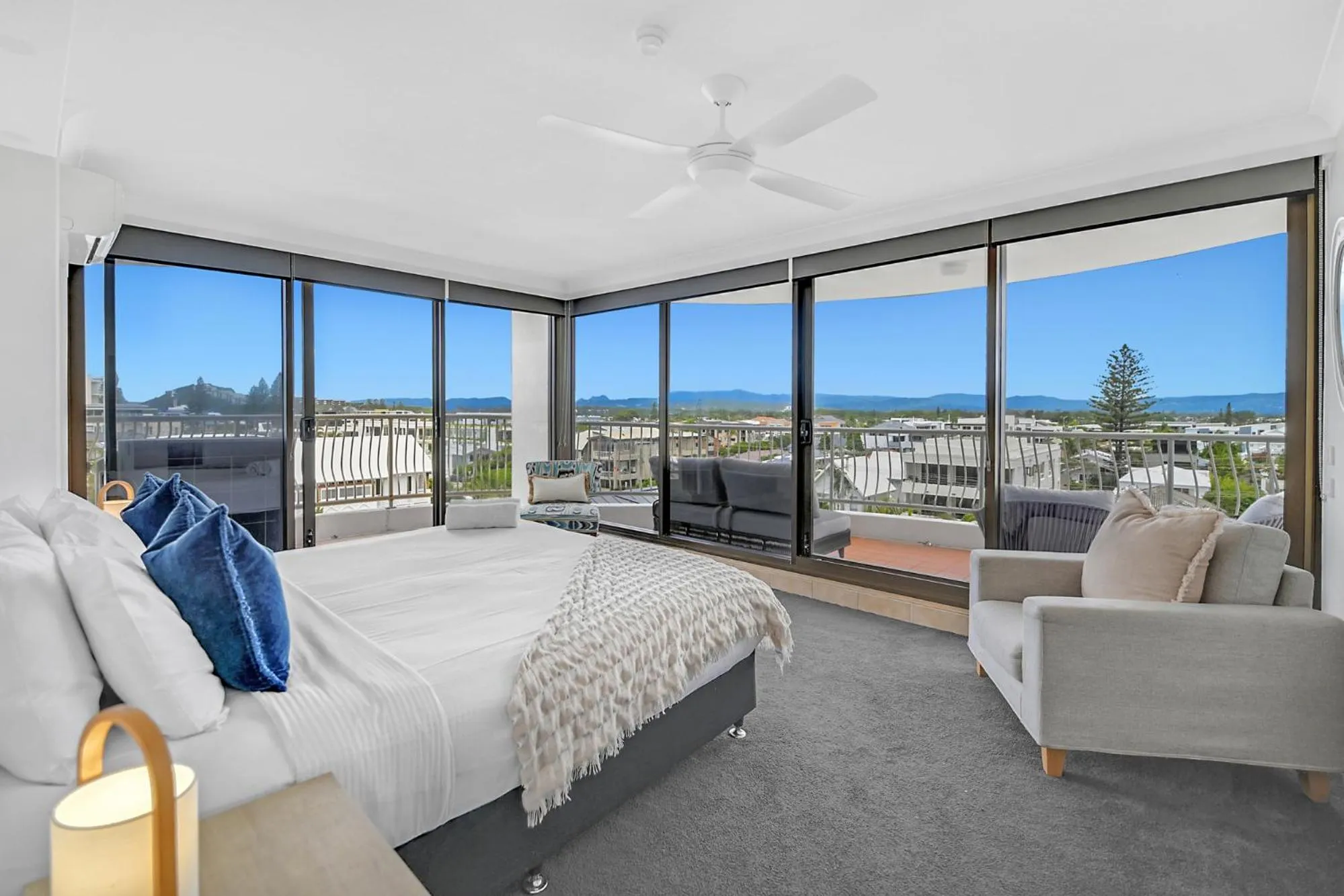 Bed in Albatross North Apartments