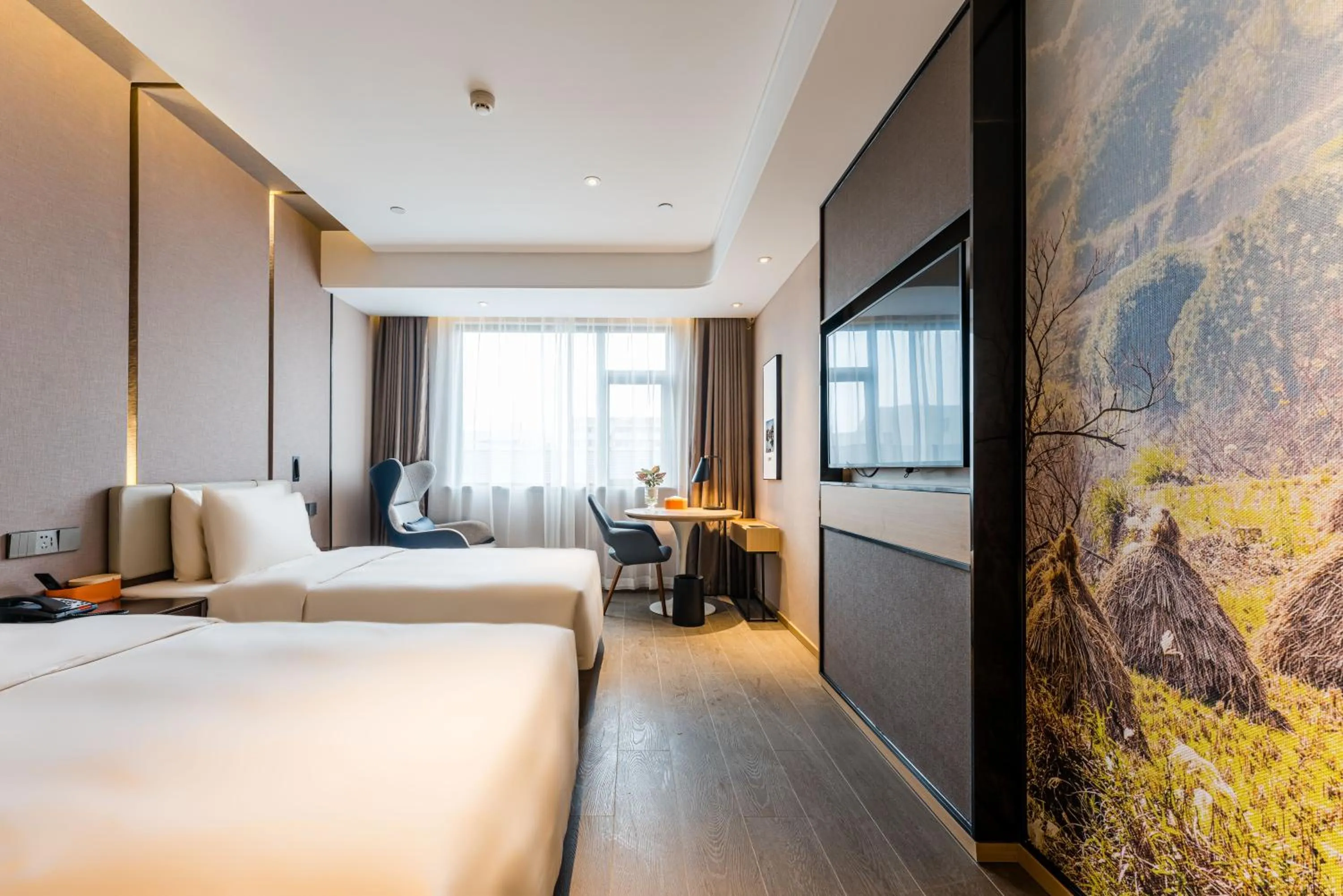 Photo of the whole room, Bed in Atour Hotel Shengzhou