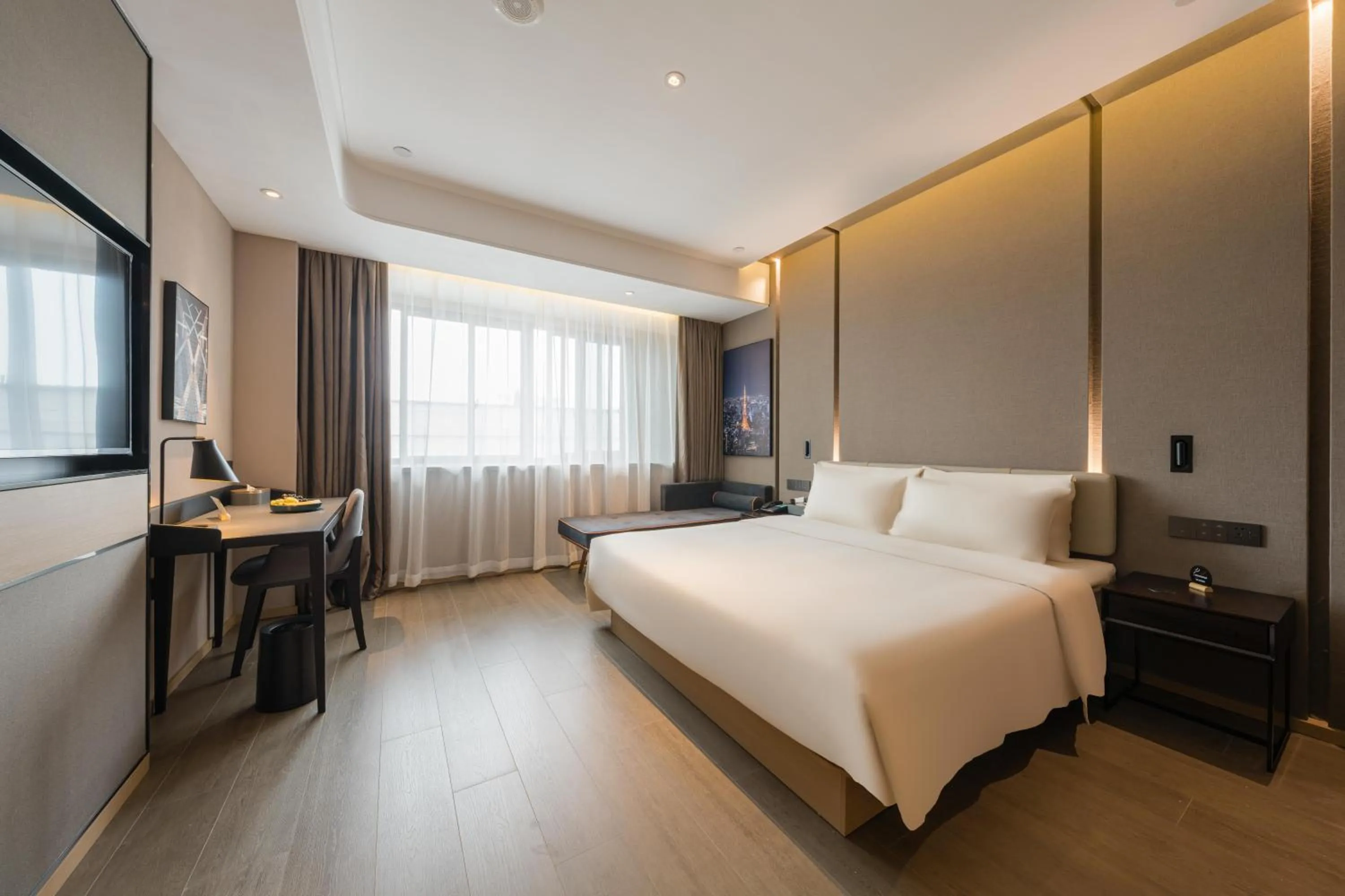 Photo of the whole room, Bed in Atour Hotel Quzhou Nankong